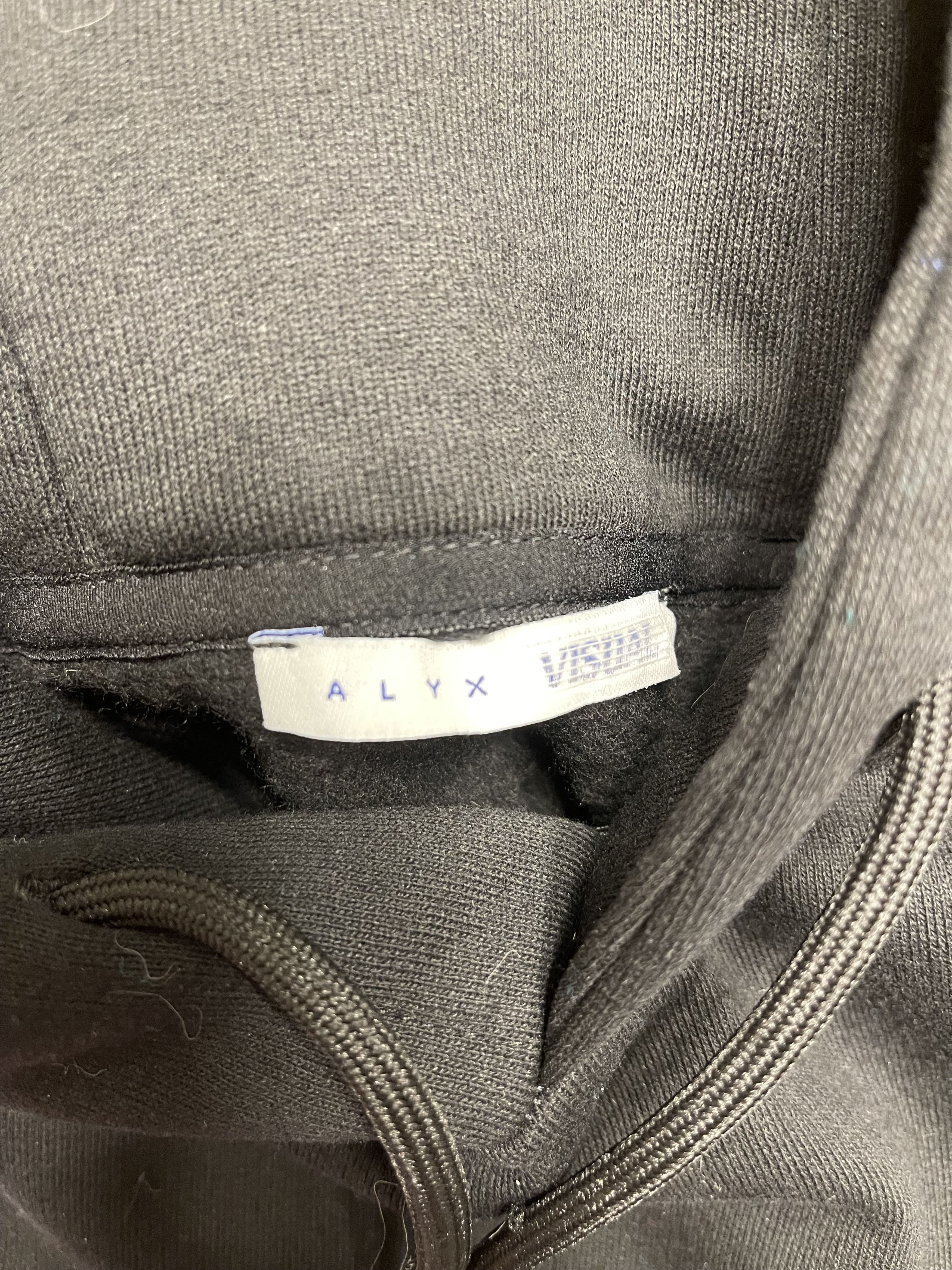 1017 ALYX 9SM 1017 ALYX 9SM Logo Hoodie Size US XL / EU 56 / 4 - 5 Thumbnail