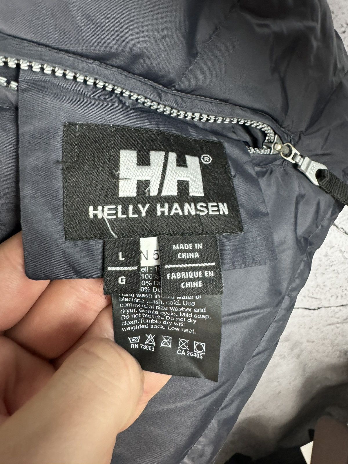 Helly Hansen Vintage Helly Hansen Big Logo Reversible Puffer Jacket Size US L / EU 52-54 / 3 - 5 Thumbnail