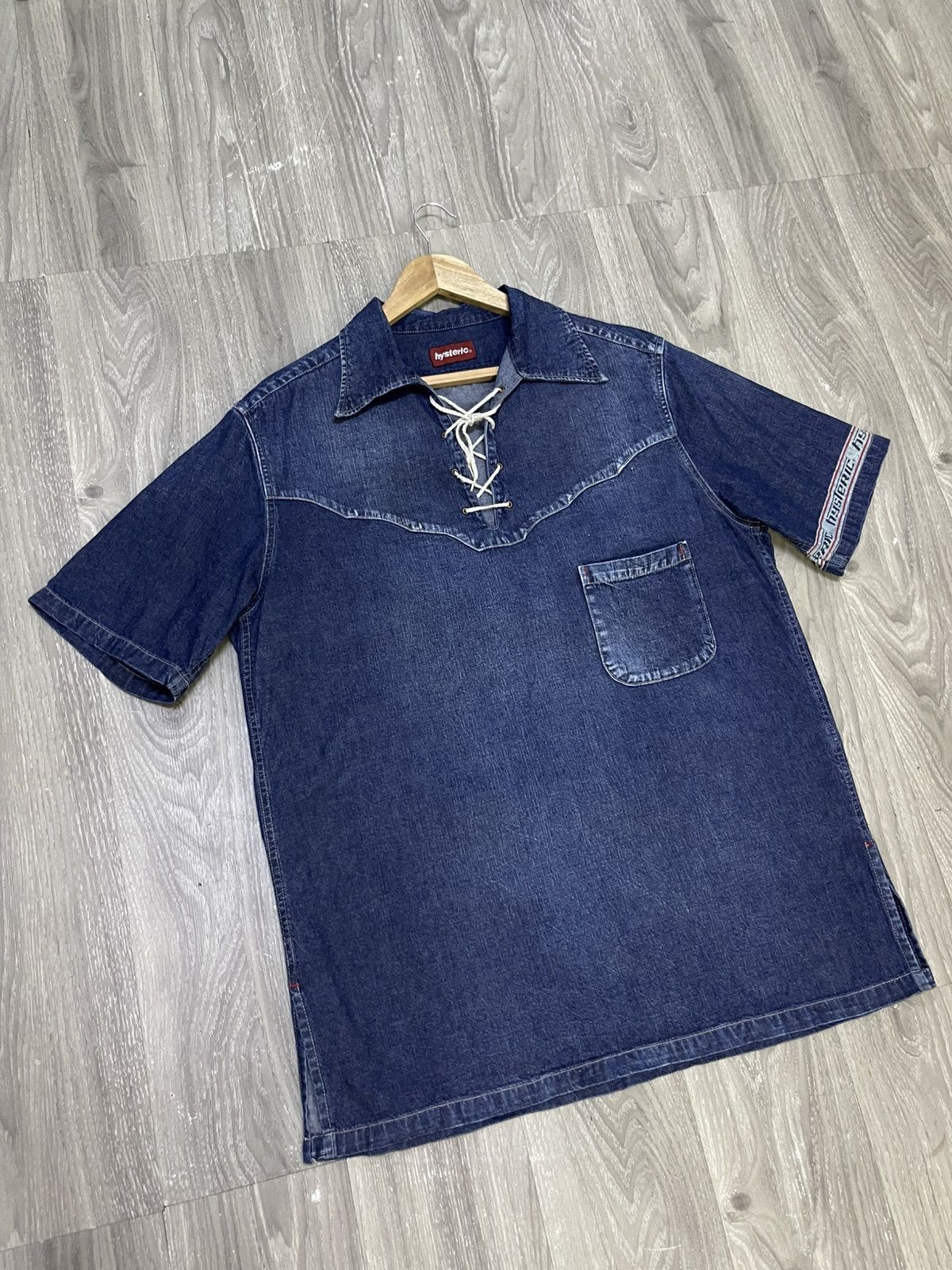 Hysteric Glamour 🔥Hysteric Glamour🔥 Denim Short Sleeve Size US L / EU 52-54 / 3 - 12 Thumbnail