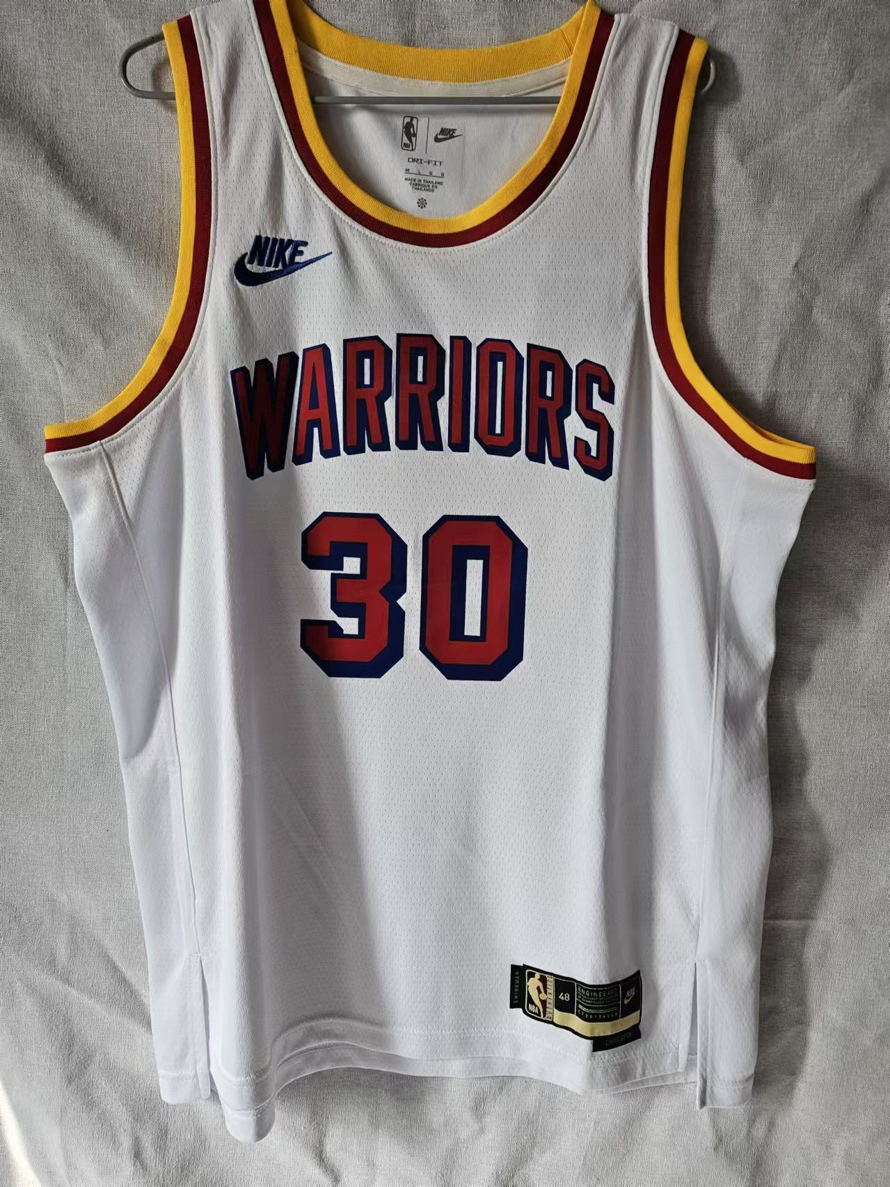 NBA Golden State Warriors 30 Stephen Curry Jersey Size US L / EU 52-54 / 3 - 1 Thumbnail
