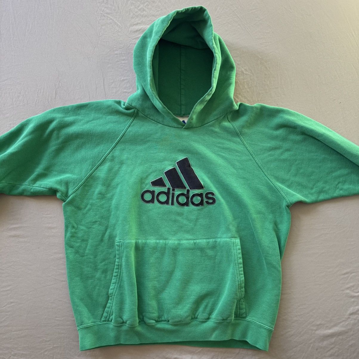Adidas Vintage Adidas Logo Hoodie Size US S / EU 44-46 / 1 - 2 Thumbnail