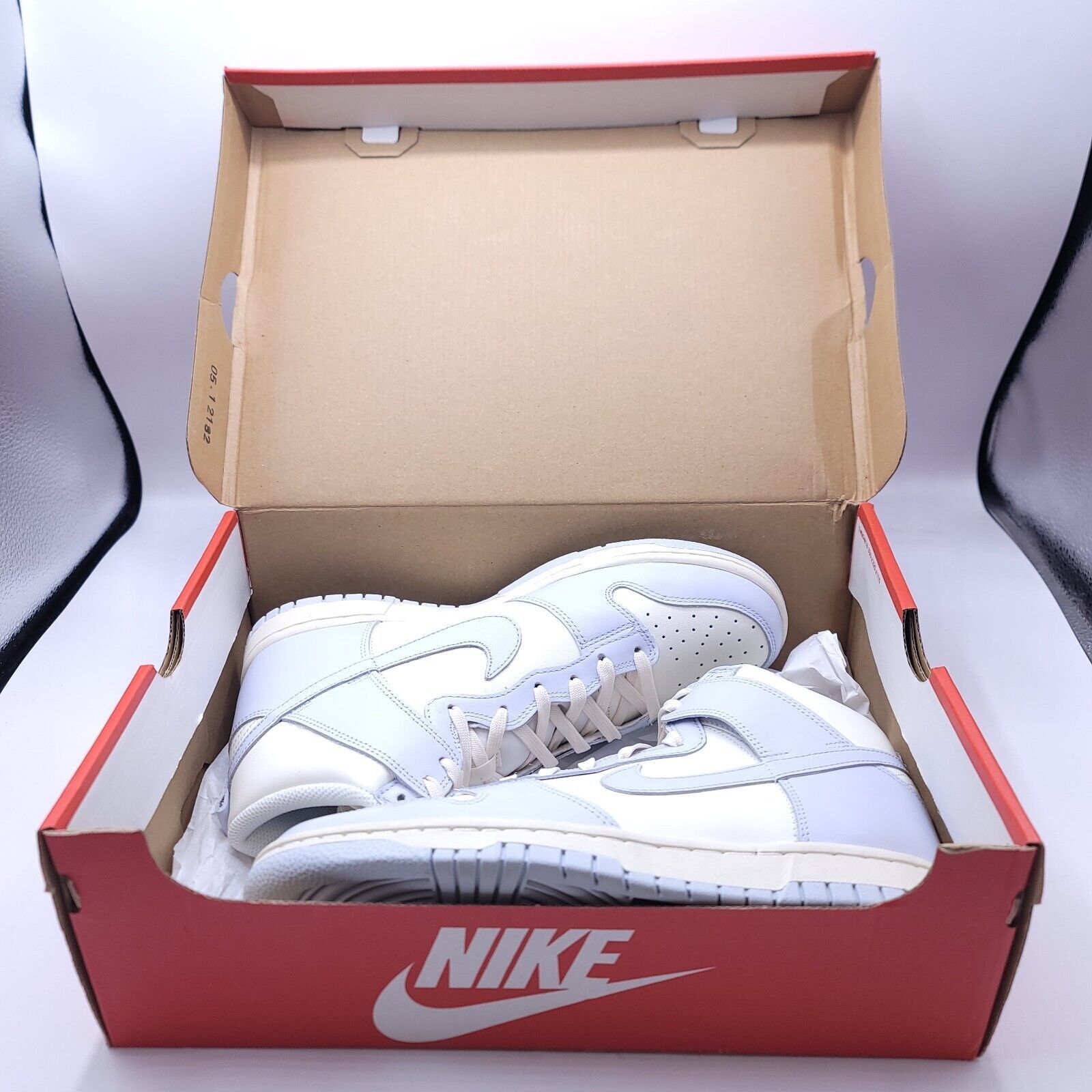 Nike Nike Dunk High Basketball Shoe Womens Size 9.5 DD1869-102 Size US 9.5 / IT 39.5 - 11 Thumbnail