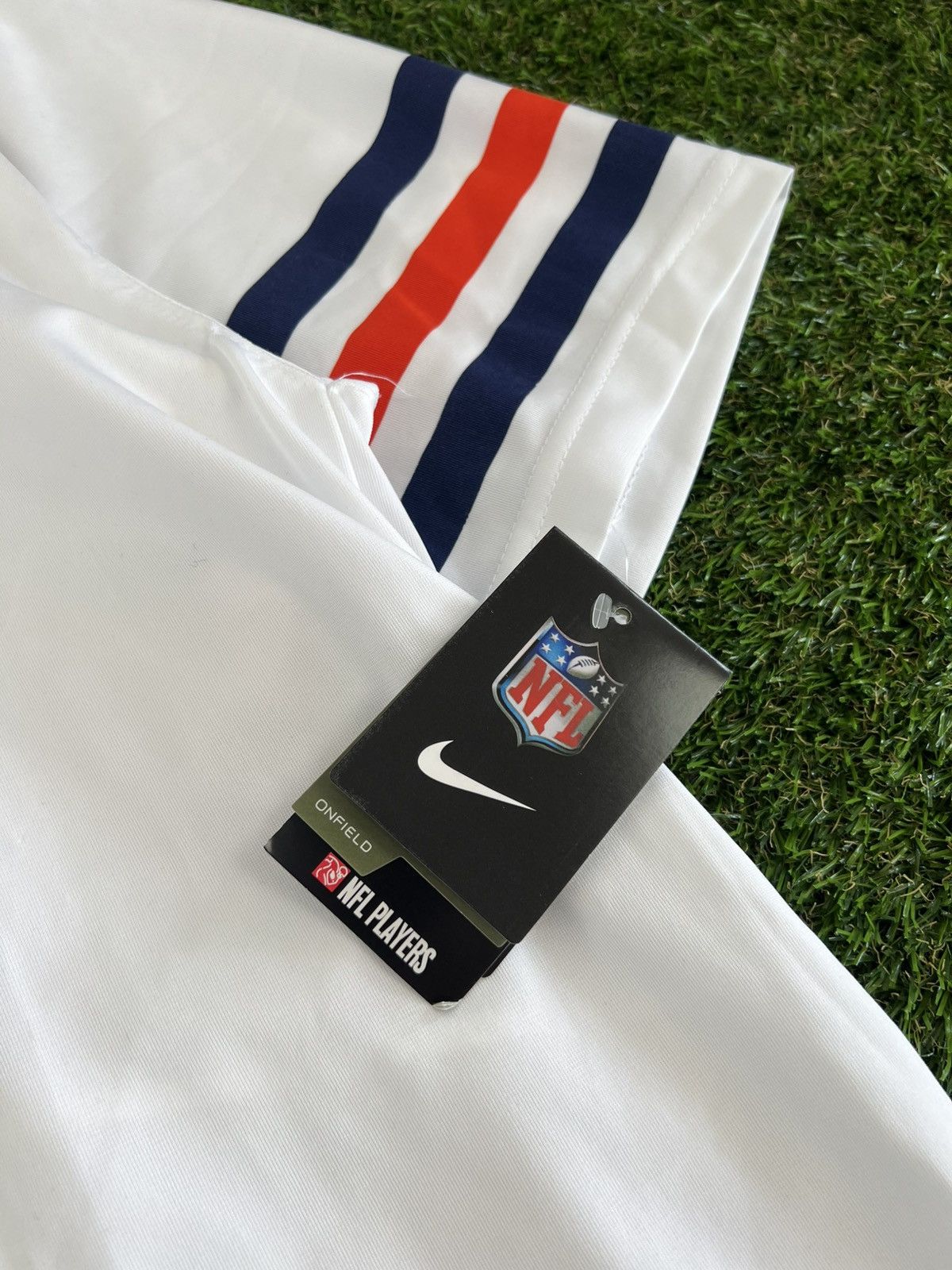 Nike Mitch Trubisky #10 Nike On Field NFL Chicago Bears Jersey L Size US L / EU 52-54 / 3 - 6 Thumbnail