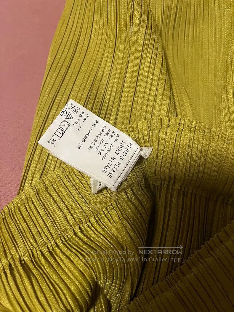 Issey Miyake Issey Miyake size:3 Green Midi Skirt Size 22" - 2 Thumbnail