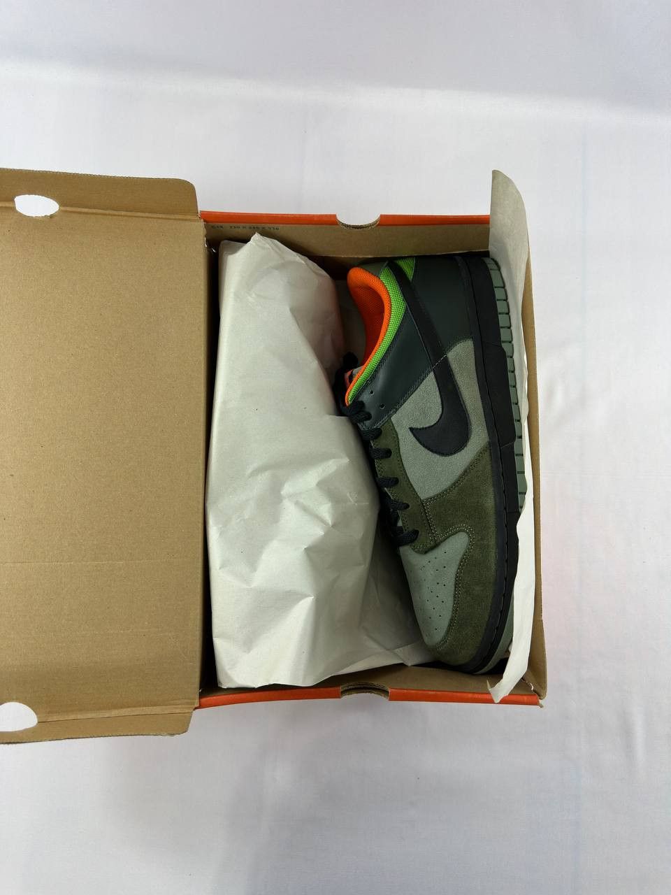 Nike Nike Dunk Cl Low Green 2006 304714-301 Men's Size 13 Size US 13 / EU 46 - 9 Thumbnail