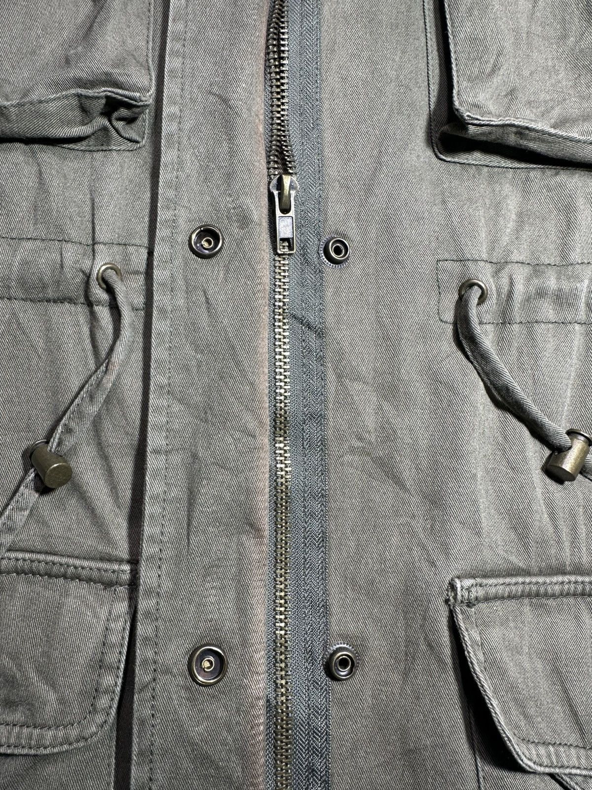 Vintage Closet parka jacket featuring military-style Size US L / EU 52-54 / 3 - 14 Thumbnail