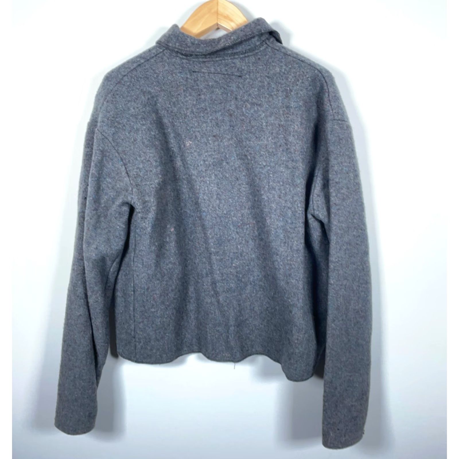Vintage VINTAGE Donegal Wool Shirt Jacket Mens 2XL Gray Tweed Shacket Unlined Snap Button Casual Workwear 80s 90s Hipster Retro Mens Size US XXL / EU 58 / 5 - 2 Thumbnail