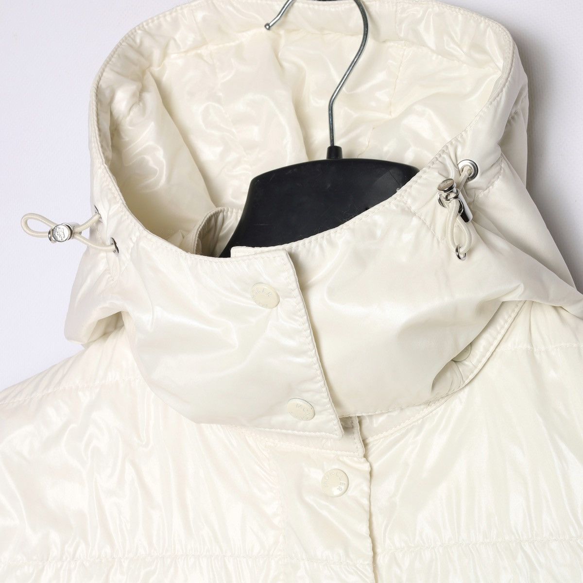 Moncler Moncler Vintage Cream White Nylon Jacket Hooded Size L / US 10 / IT 46 - 16 Thumbnail