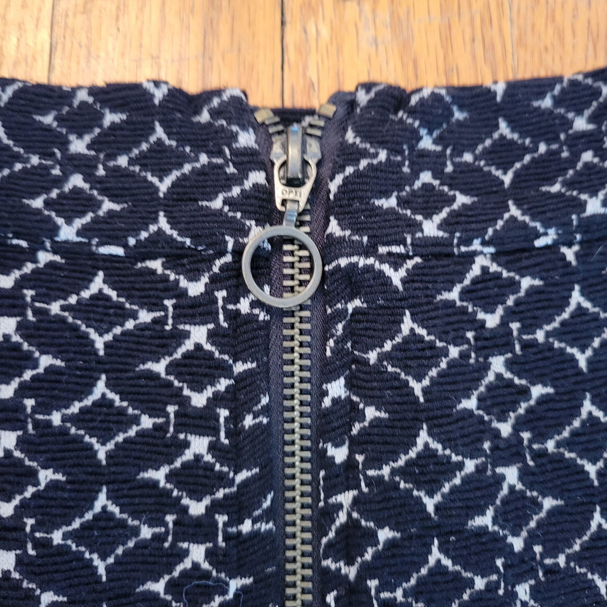 Anthropologie Maeve S Black White Textured Pencil Skirt Back Zipper Detail Size 29" - 5 Thumbnail