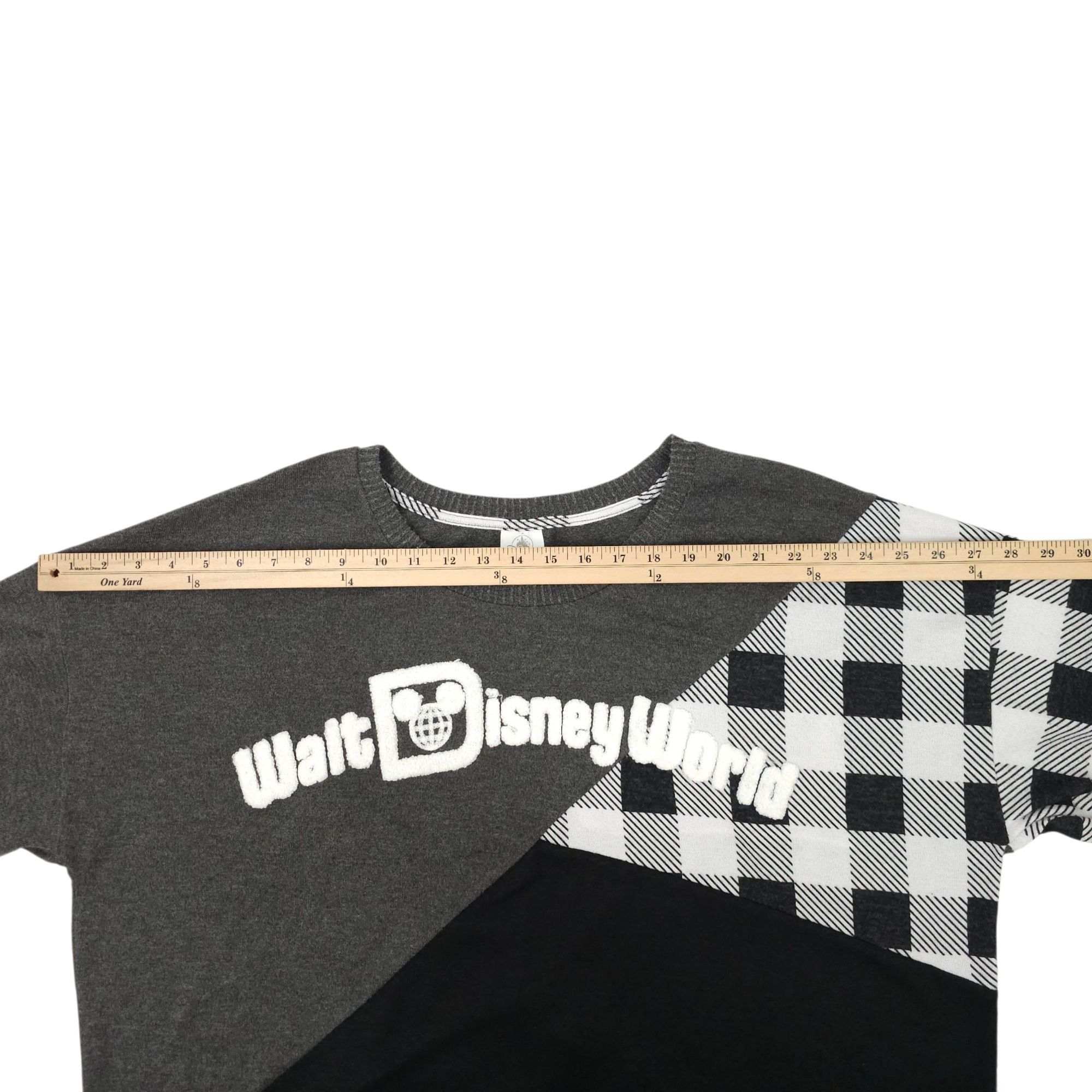 Disney Walt Disney World Buffalo Plaid Sweater Knit Womens Size 2X Size XXL / US 16-18 / IT 52-54 - 5 Thumbnail