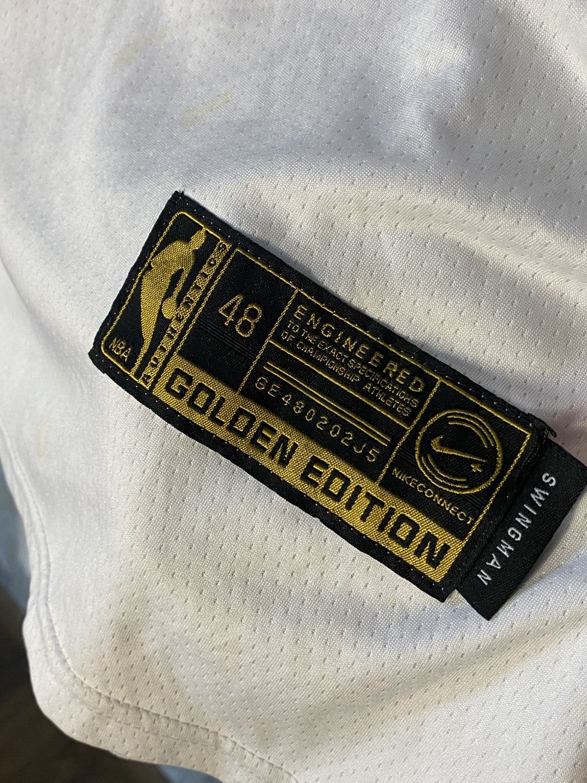 Nike Los Angeles Lakers Nike Basketball Jersey NBA #23 James Size US M / EU 48-50 / 2 - 3 Thumbnail