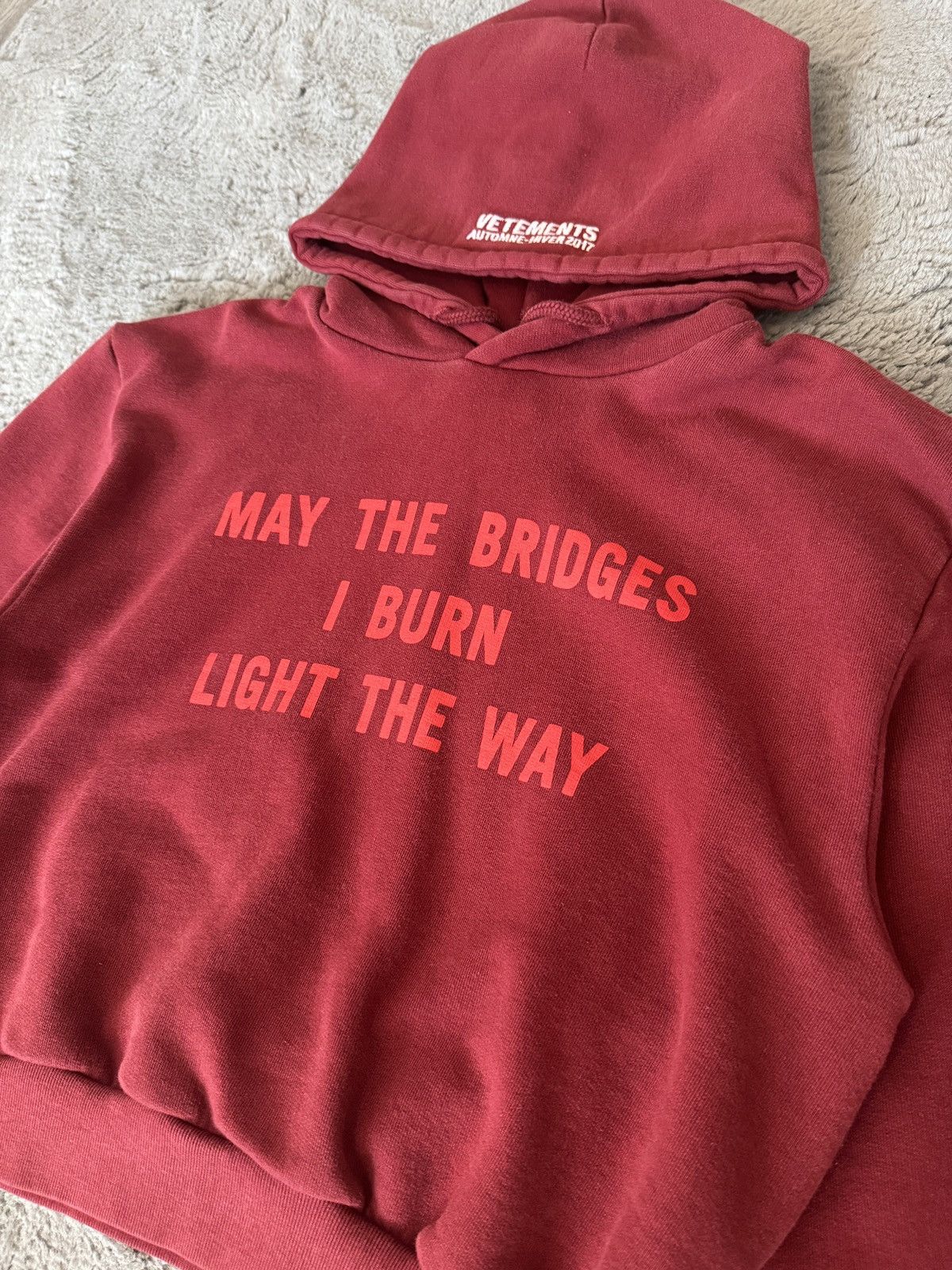 Vetements AW17 May The Bridges Burn Cropped Hoodie Size US M / EU 48-50 / 2 - 2 Thumbnail