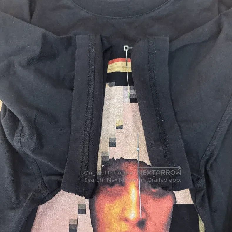 Givenchy Givenchy Portrait Printed Round Neck Short Sleeve T-Shirt Size US M / EU 48-50 / 2 - 5 Thumbnail