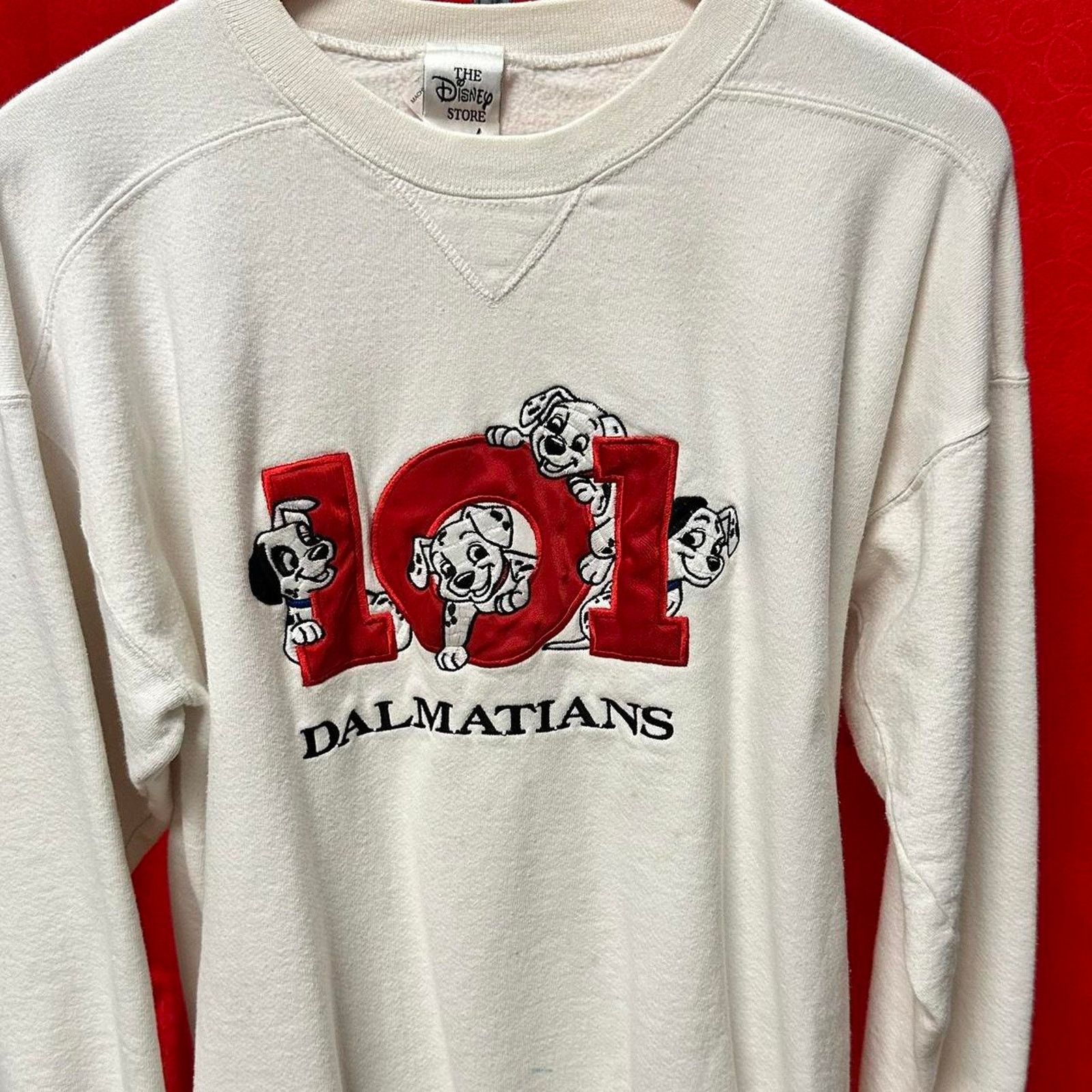 Disney Vintage 90s Disney 101 Dalmatians Embroidered Crewneck Size US M / EU 48-50 / 2 - 1 Thumbnail
