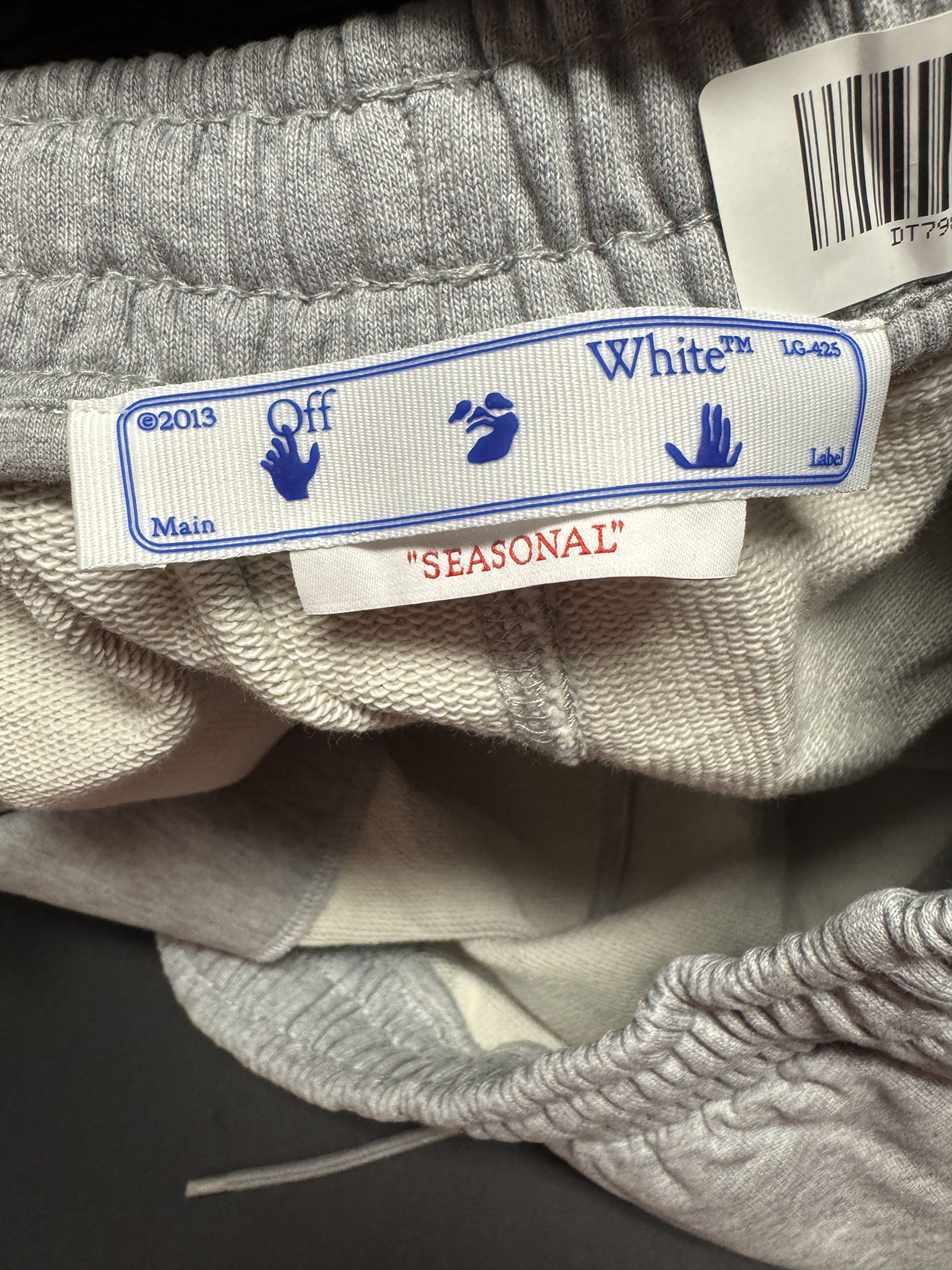 Off-White OFF-WHITE SEASONAL BRUSHED COTTON JUMBO ARROW SKATE JOGGERS Size US 32 / EU 48 - 3 Thumbnail