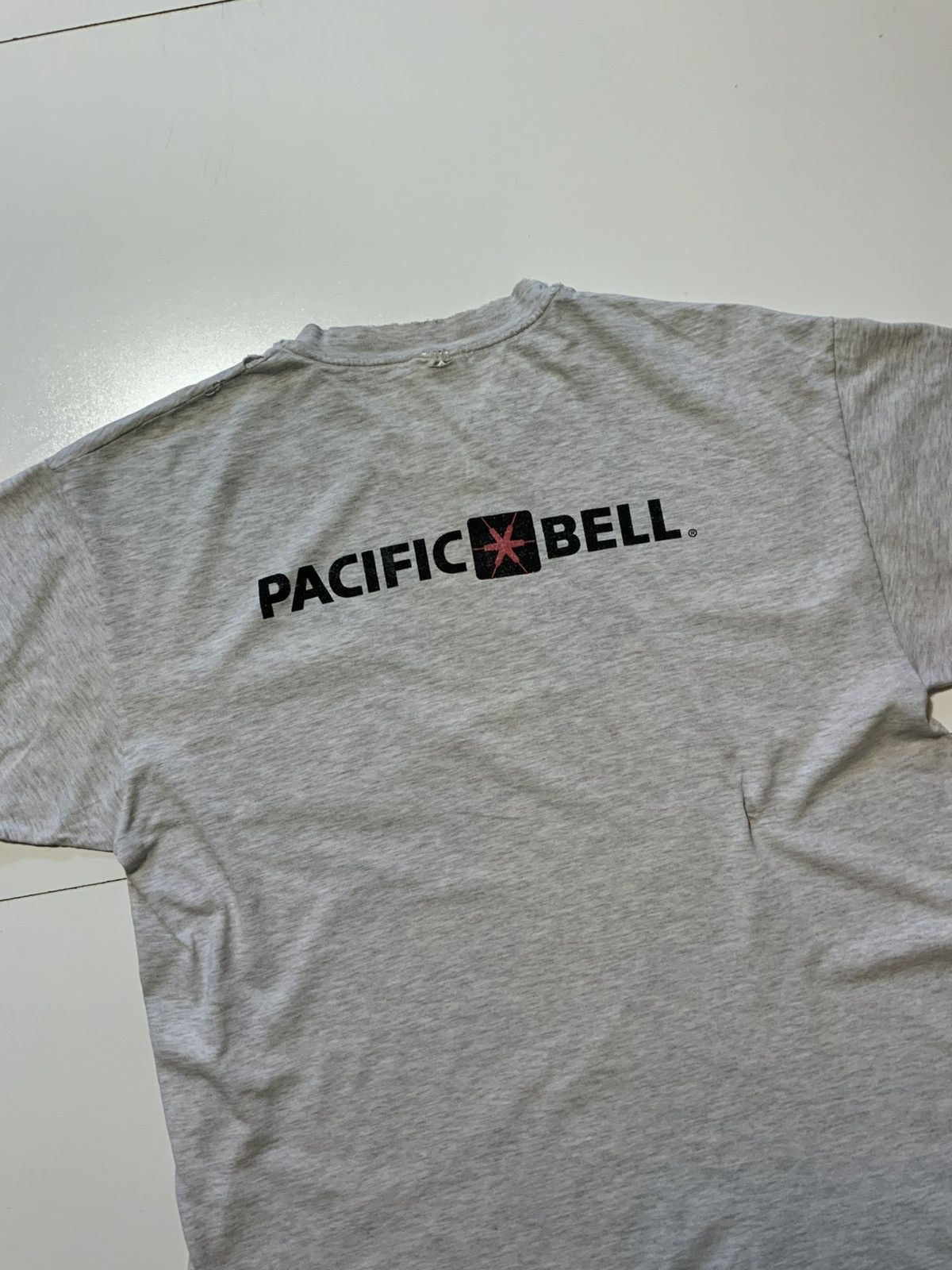 Vintage Vintage Pacific Bell Telecommunications Electrical T-Shirt Size US XL / EU 56 / 4 - 5 Thumbnail