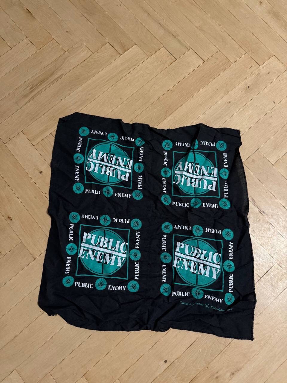 Band Tees Vintage Bandana Public Enemy 1997’s Size ONE SIZE - 1 Thumbnail