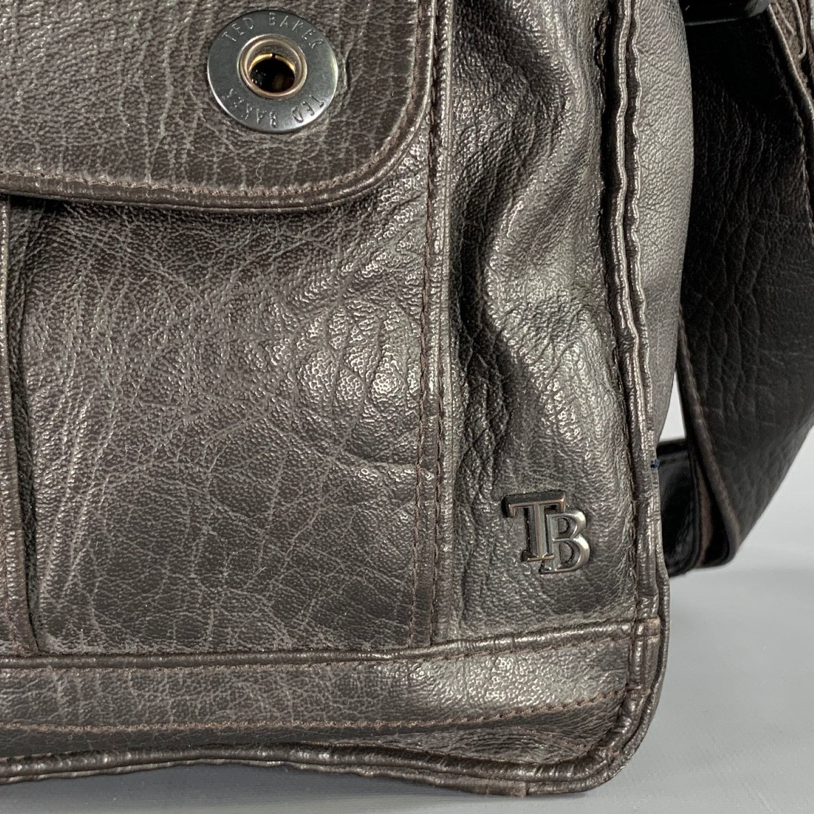 Ted Baker TED BAKER Black Crackled Polyvinyl Handbag Size ONE SIZE - 2 Thumbnail