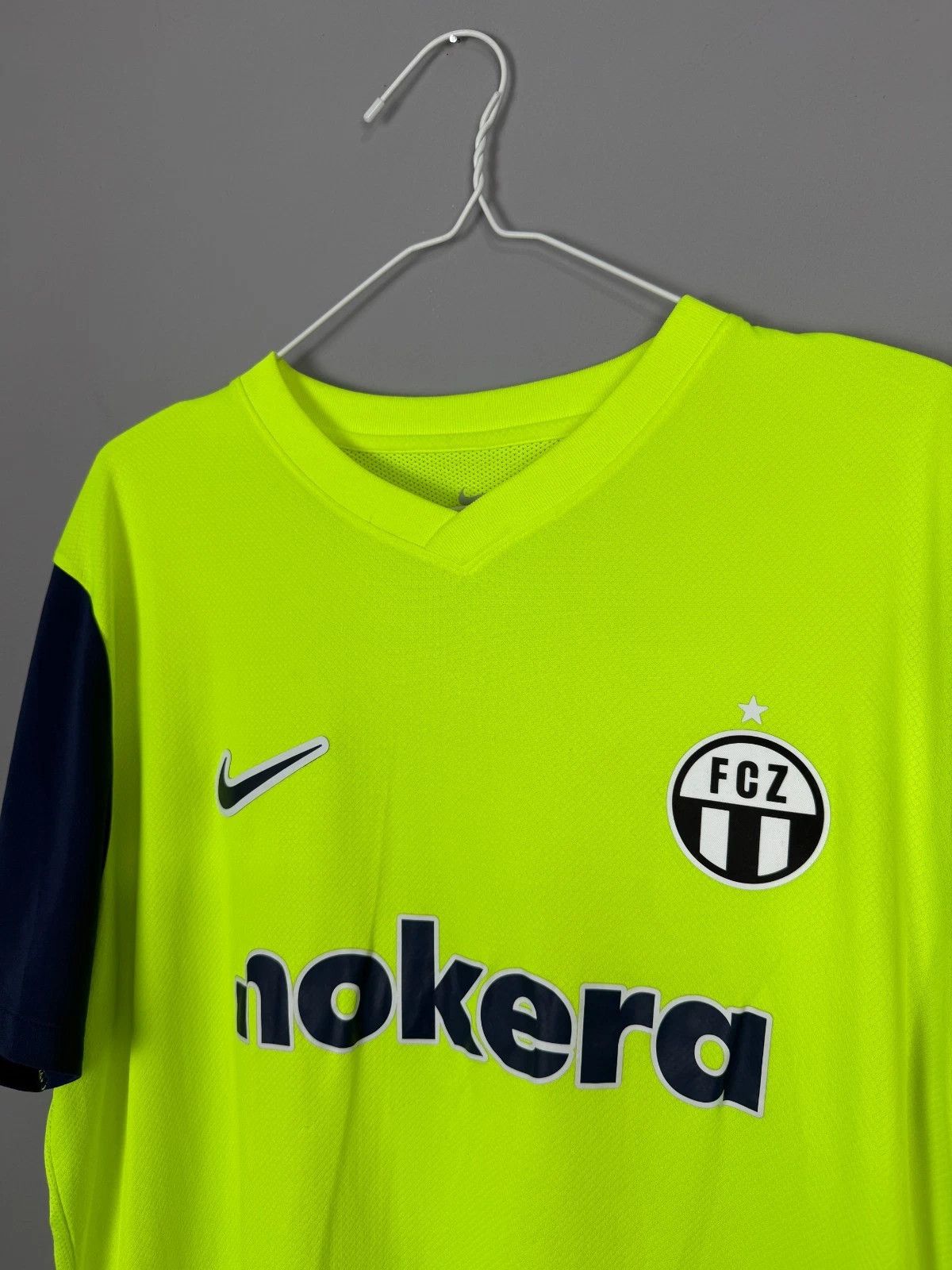 Nike Nike FC Zürich 2023/24 GK Third Jersey Neon Yellow Shirt Size US XL / EU 56 / 4 - 3 Thumbnail