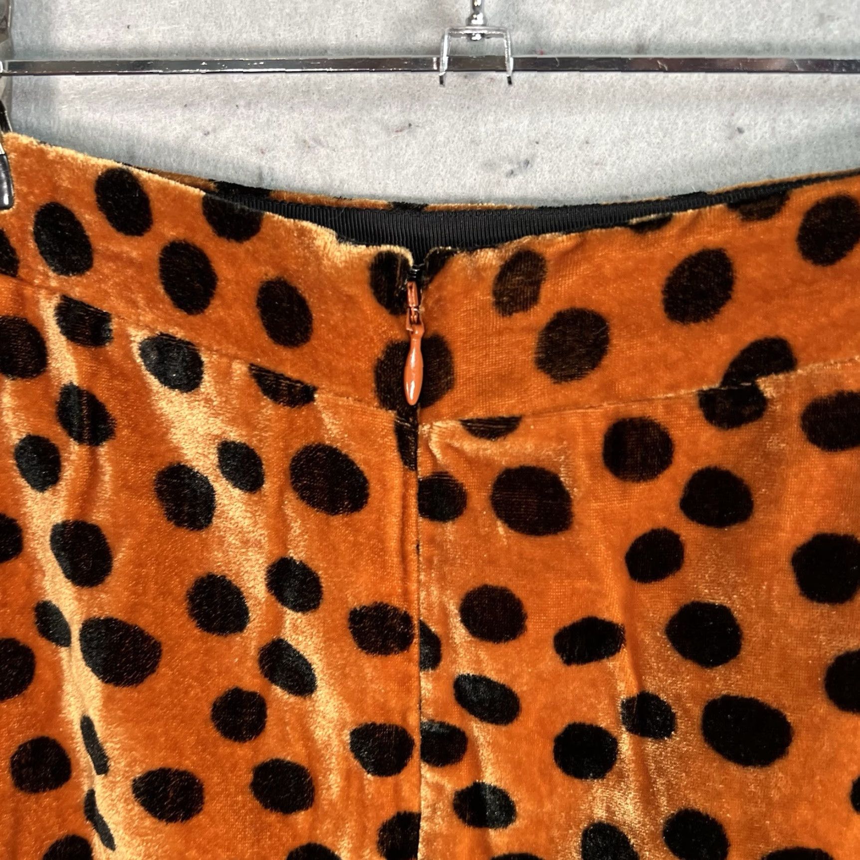 Madewell VINTAGE Madewell Velvet Leopard Dot Mini Skirt Womens Size 2 Orange Short Size 26" / US 2 / IT 38 - 5 Thumbnail