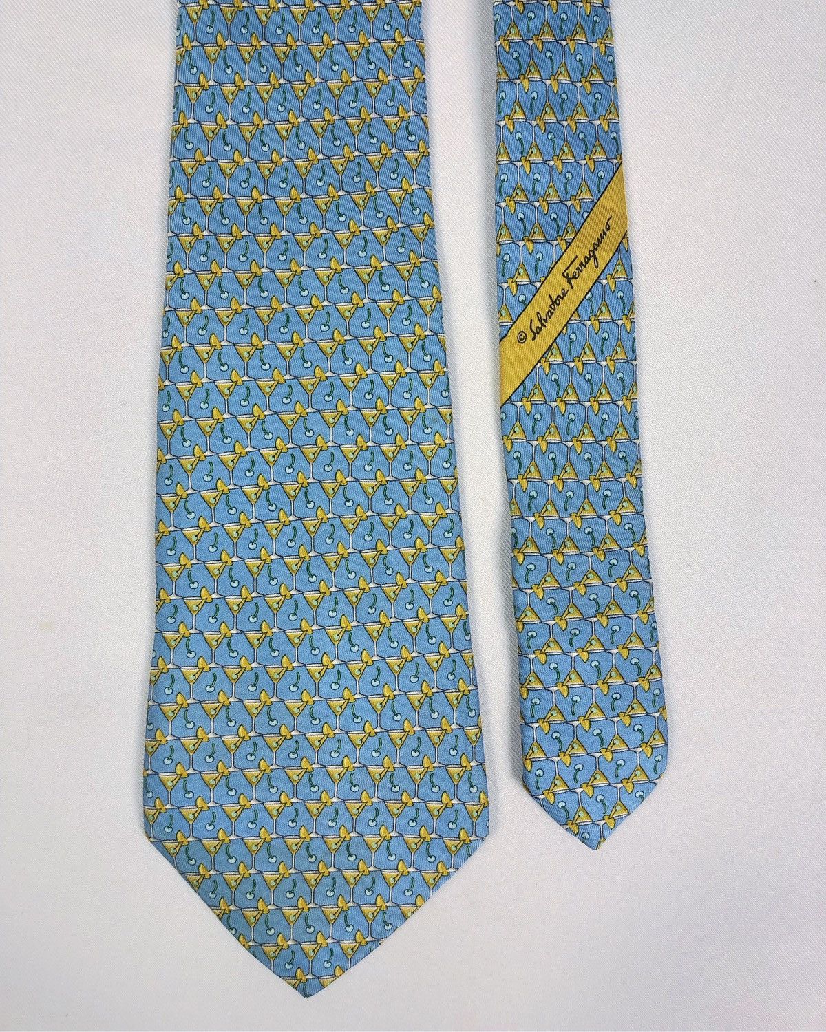 Salvatore Ferragamo Vintage Salvatore Ferragamo Cherry Martini Motive Silk Tie Size ONE SIZE - 3 Thumbnail