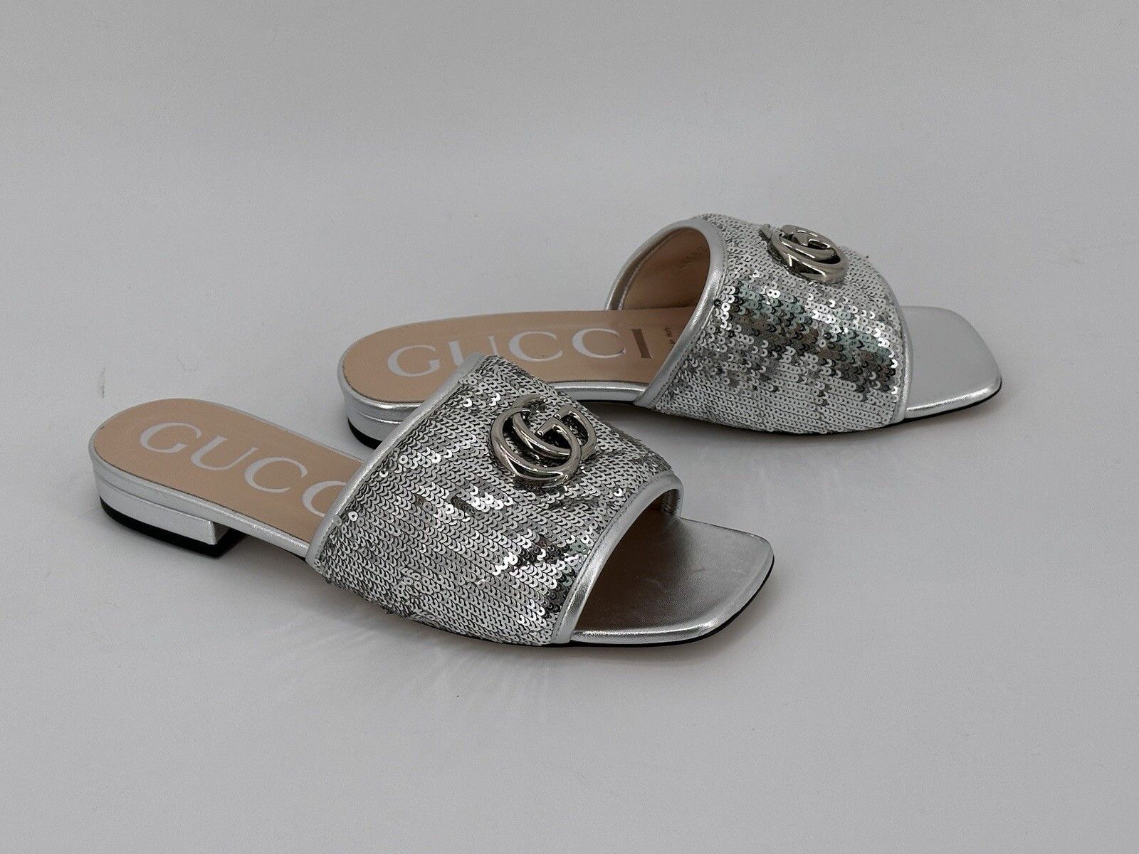Gucci New Gucci Marmont Size IT-37 /US-7 Size US 7 / IT 37 - 1 Thumbnail