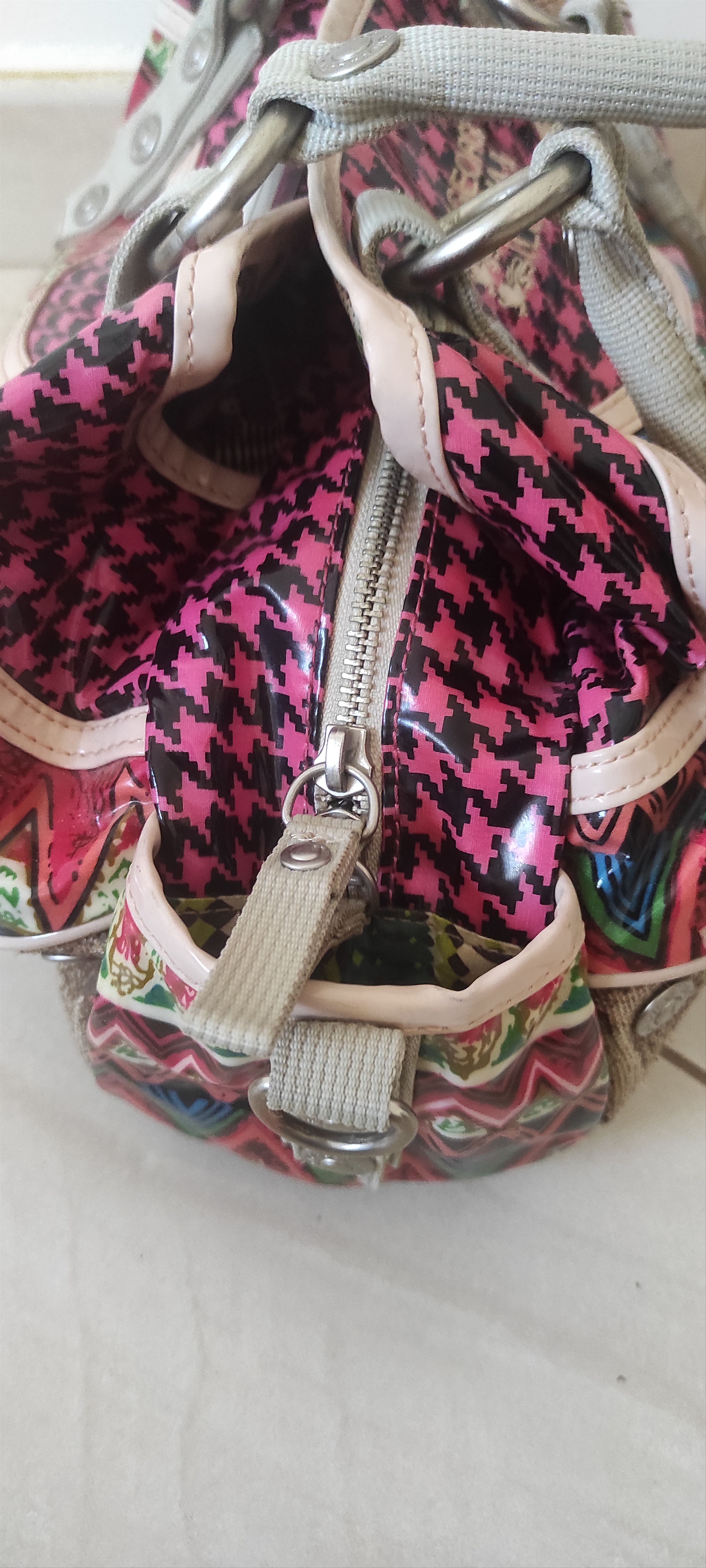 George Gina & Lucy George Gina & Lucy Be Nice Get Ice Bag Y2K Crossbody Bag Size ONE SIZE - 6 Thumbnail