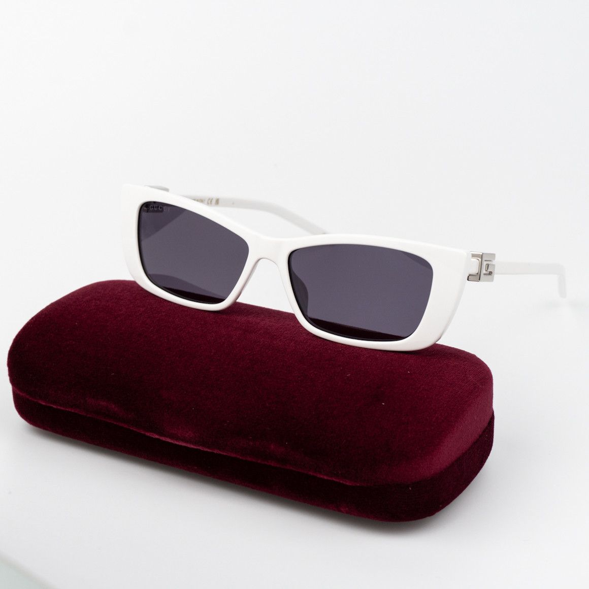 Gucci Gucci Women Sunglasses Cat Eye GG1681S 006 BRAND NEW Size ONE SIZE - 3 Thumbnail