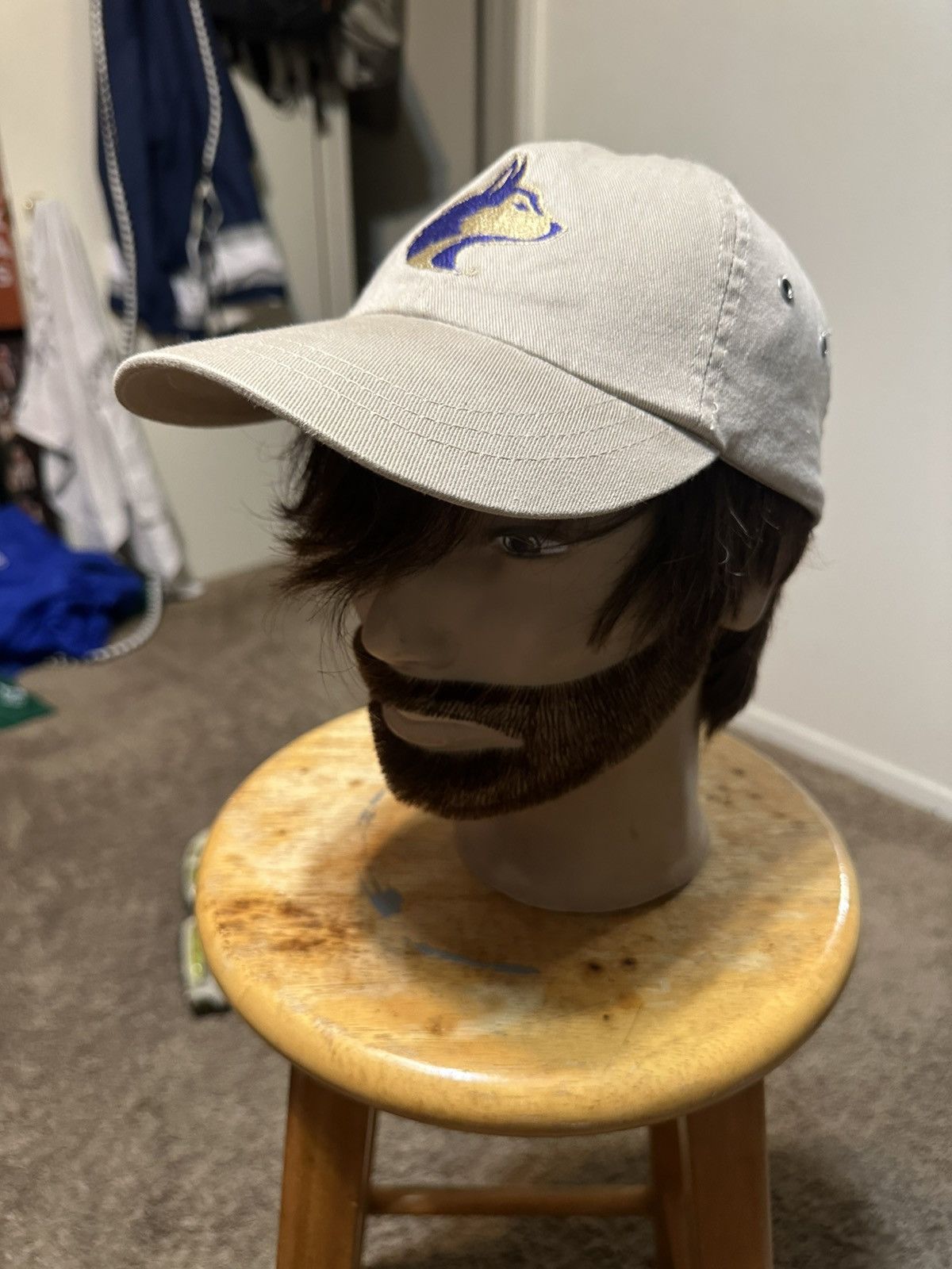 NCAA Vintage NCAA Washington Huskies “triple tan” hat 00s Size ONE SIZE - 6 Thumbnail