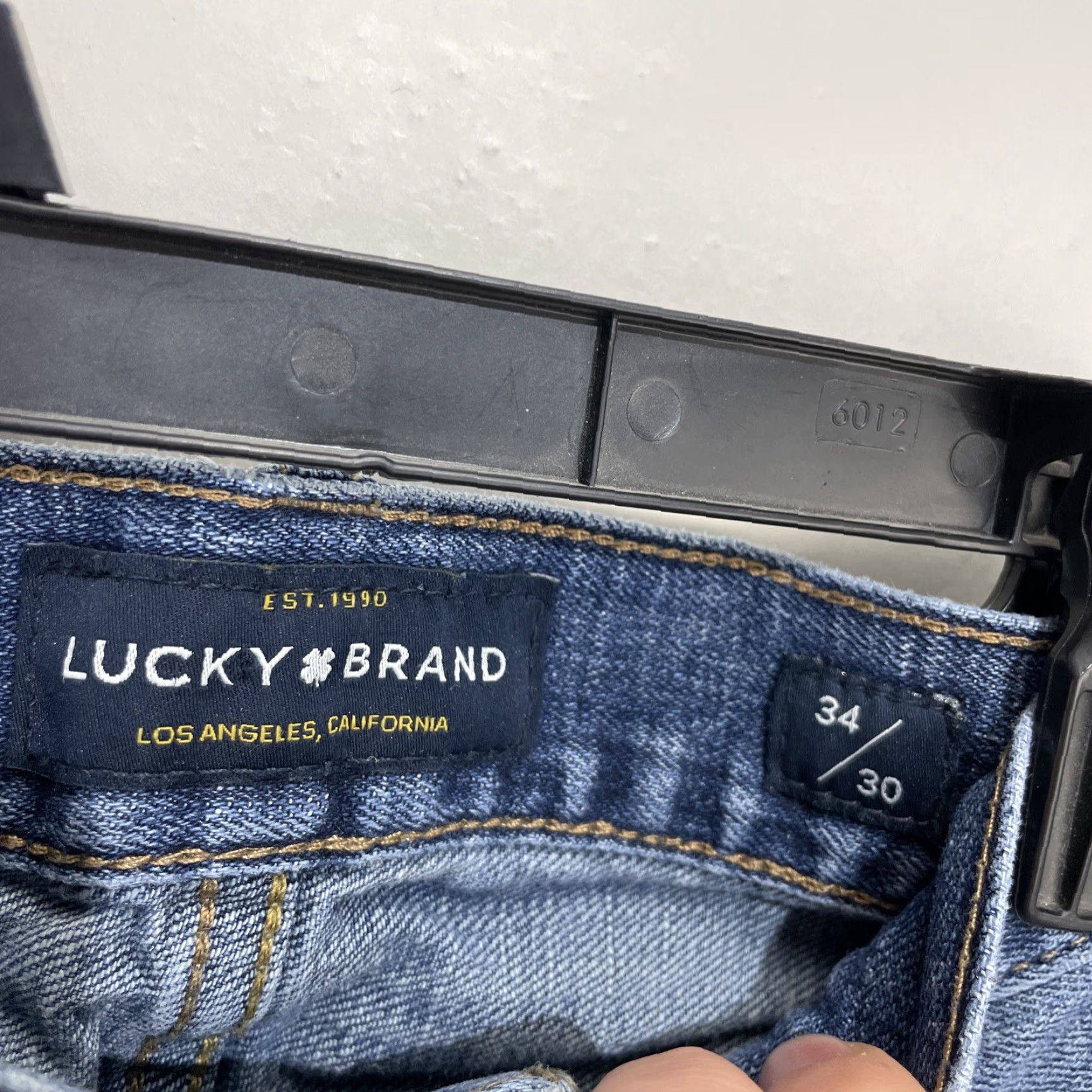 Lucky Brand Lucky Brand Mens Jeans 221 Original Straight Denim 34x30 Medium Blue Wash Casual 5-Pocket Zipper Fly Regular Rise Mens Jeans Size US 34 / EU 50 - 7 Thumbnail
