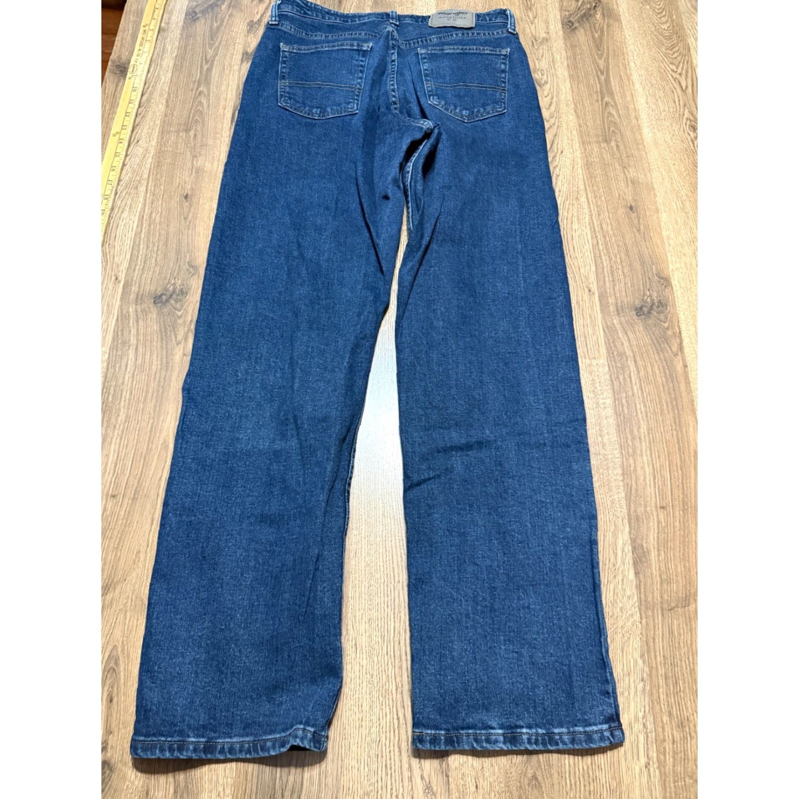Wrangler Wrangler Jeans Men 30x32 Blue Denim Straight Pocket 5-Pocket Regular Inseam 32 Size US 30 / EU 46 - 2 Thumbnail