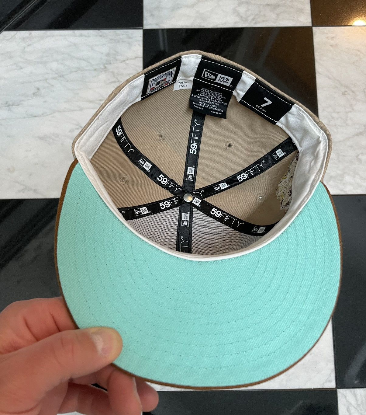 New Era 🔥 Exclusive Dodgers fitted hat size 7 Size ONE SIZE - 5 Thumbnail