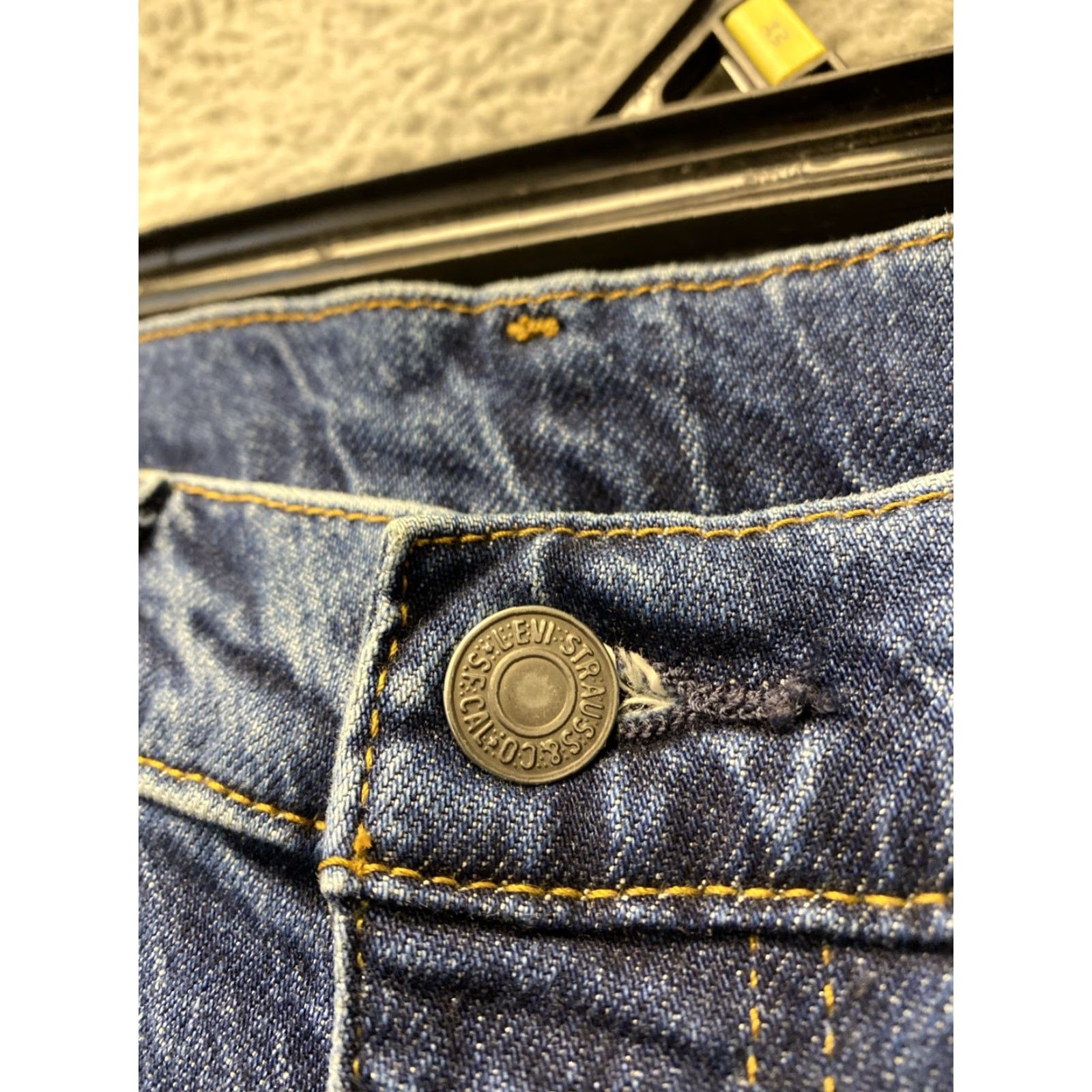 Levi's Levi's Jeans 502 Mens 34x30 Slim Straight Denim Blue Medium Wash Cotton Zip Button 5-Pocket Classic USA Men Size US 34 / EU 50 - 4 Thumbnail