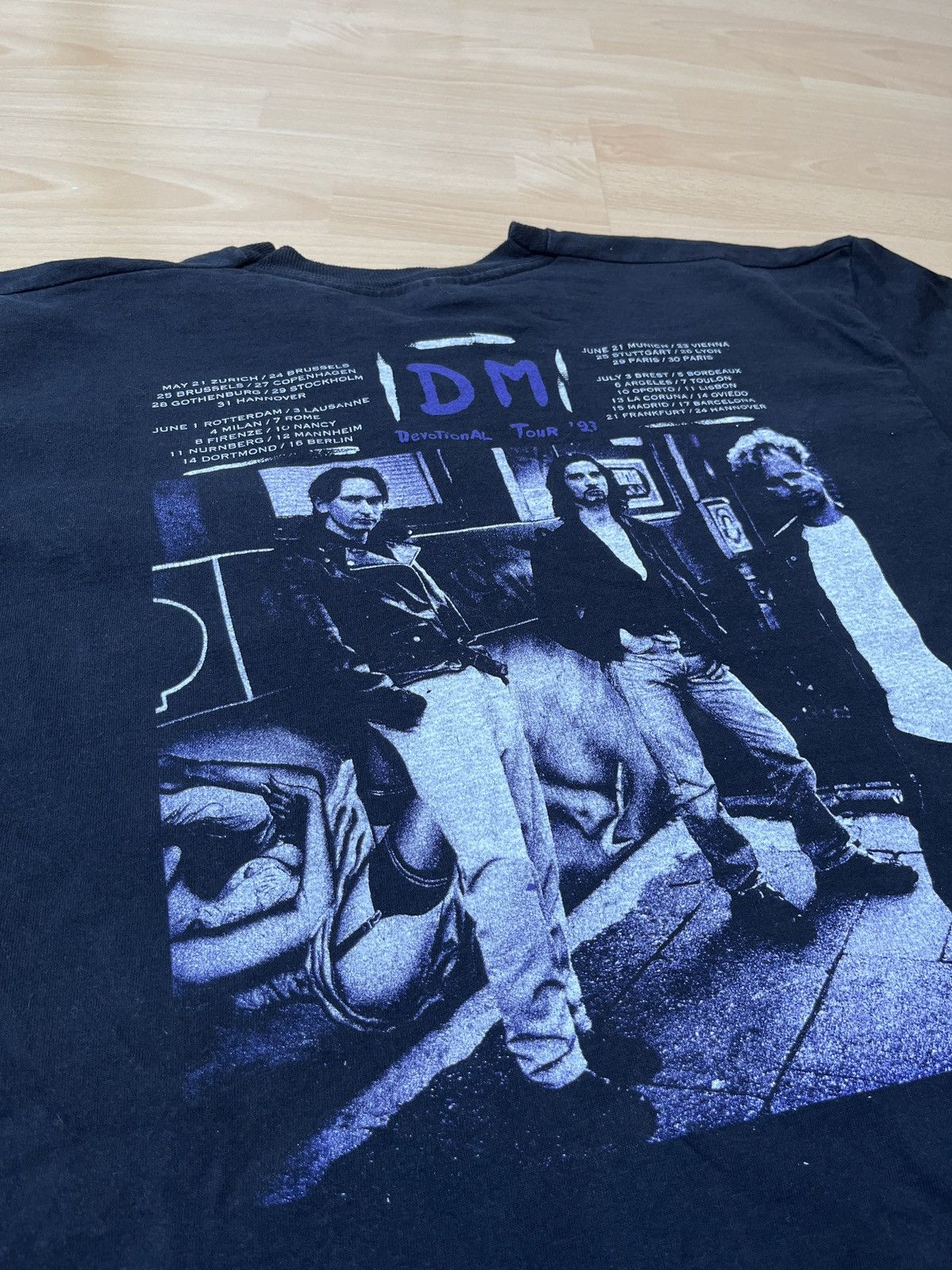 Band Tees Depeche Mode devotional tour tee Size US XL / EU 56 / 4 - 9 Thumbnail