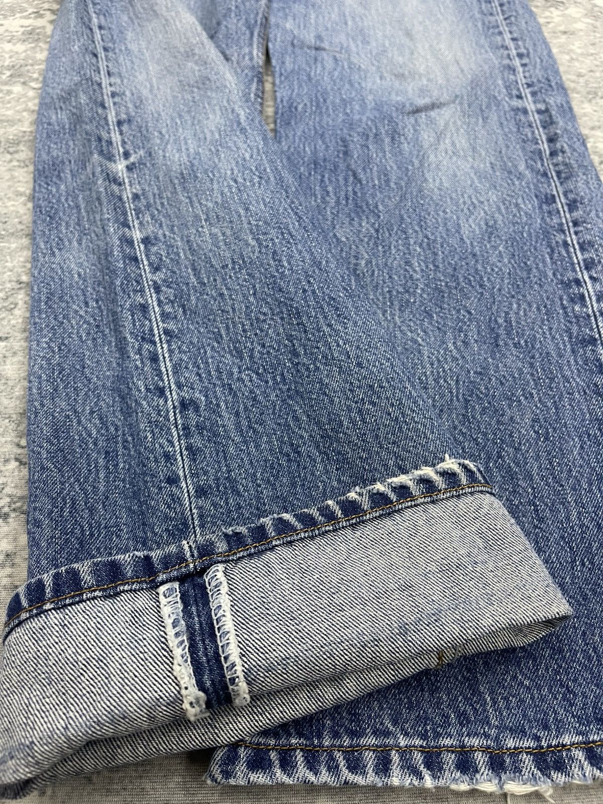 Levi's Thrashed Vintage Levi’s 501 Destructed Light Wash Size US 31 - 14 Thumbnail
