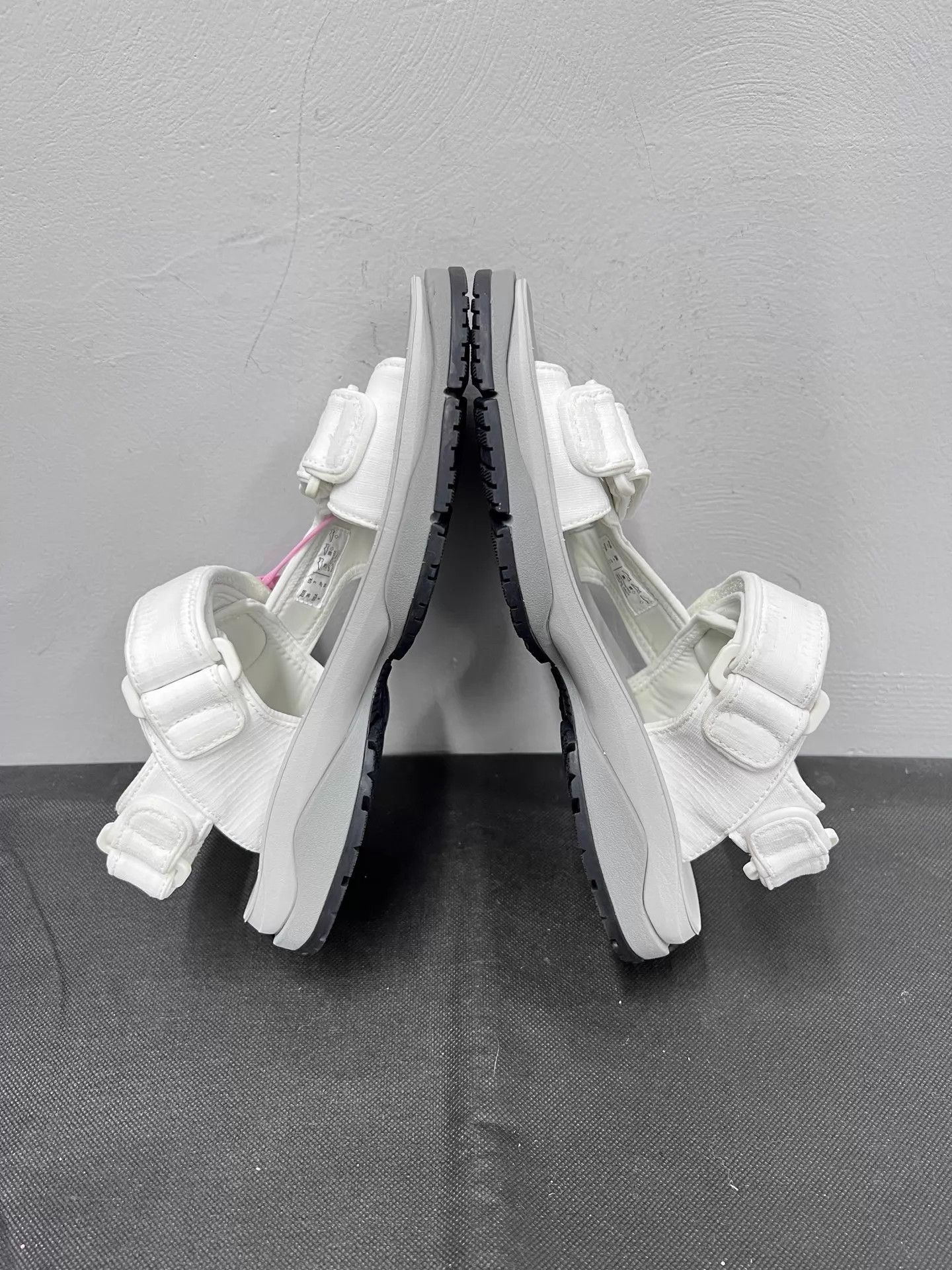 Balenciaga Balenciaga Tourist Fabric Open-toe Velcro Beach Sandals 36 Size US 6 / IT 36 - 5 Thumbnail