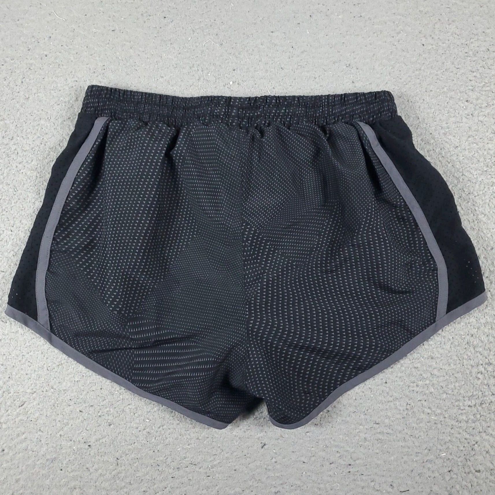 Under Armour Under Armour Shorts Womens Size S Gray Activewear Athletic Drawstring Casual Running Training Size 28" / US 6 / IT 42 - 6 Thumbnail