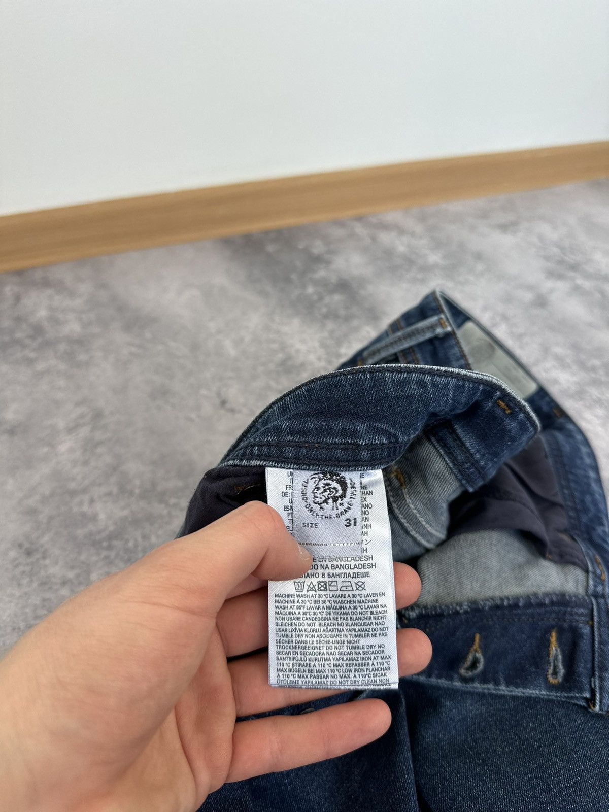 Diesel Vintage Diesel Avant Garde Designer Straight Larkee Jeans Size US 32 / EU 48 - 17 Thumbnail