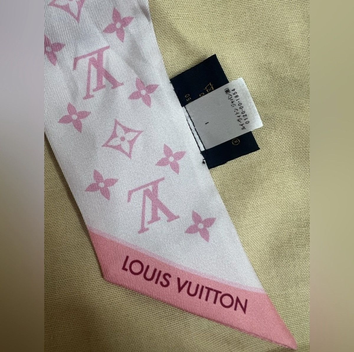 Louis Vuitton Louis Vuitton Bandeau Scarf Size ONE SIZE - 10 Thumbnail