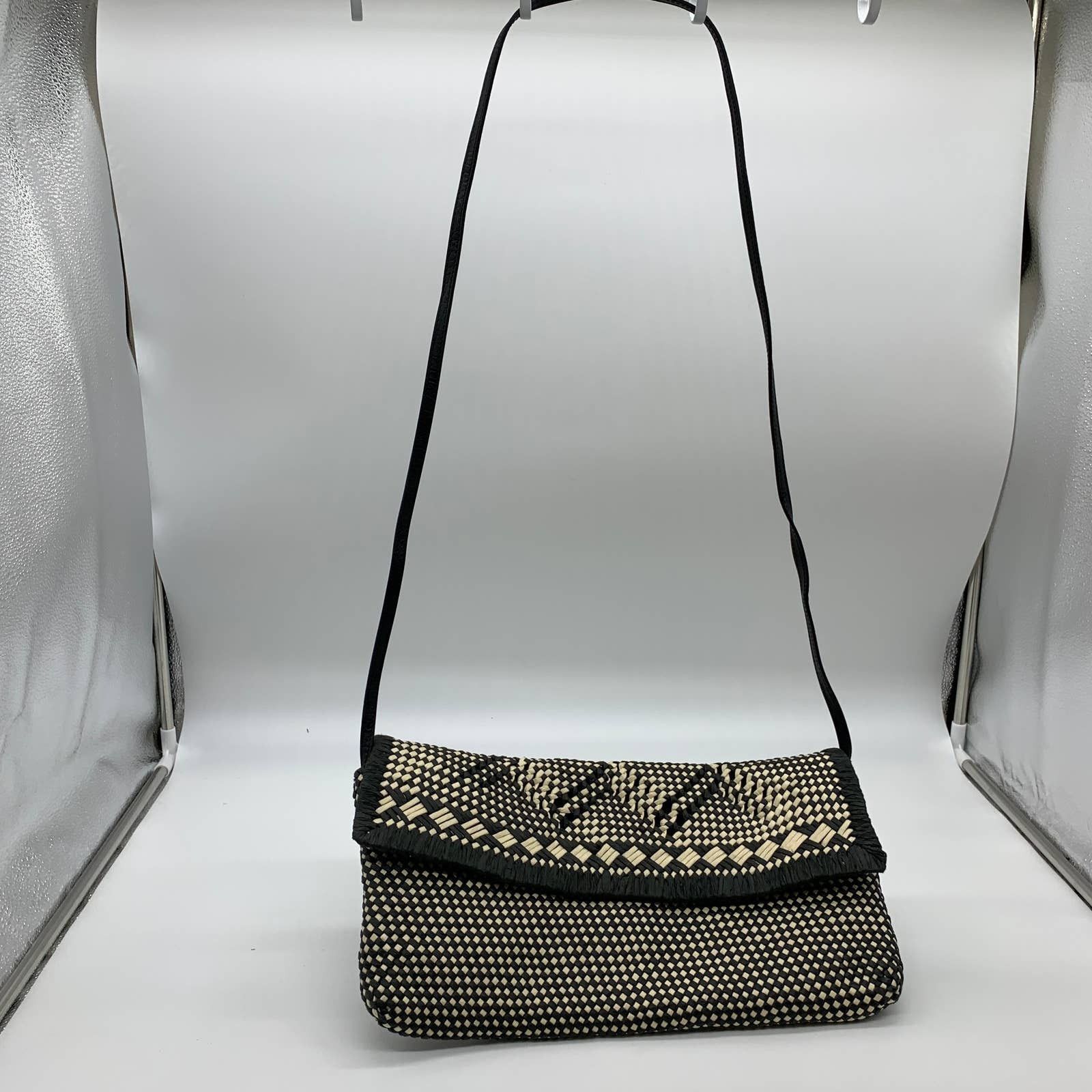 Banana Republic Banana Republic Black Straw Crossbody Purse Womens Medium Size ONE SIZE - 2 Thumbnail