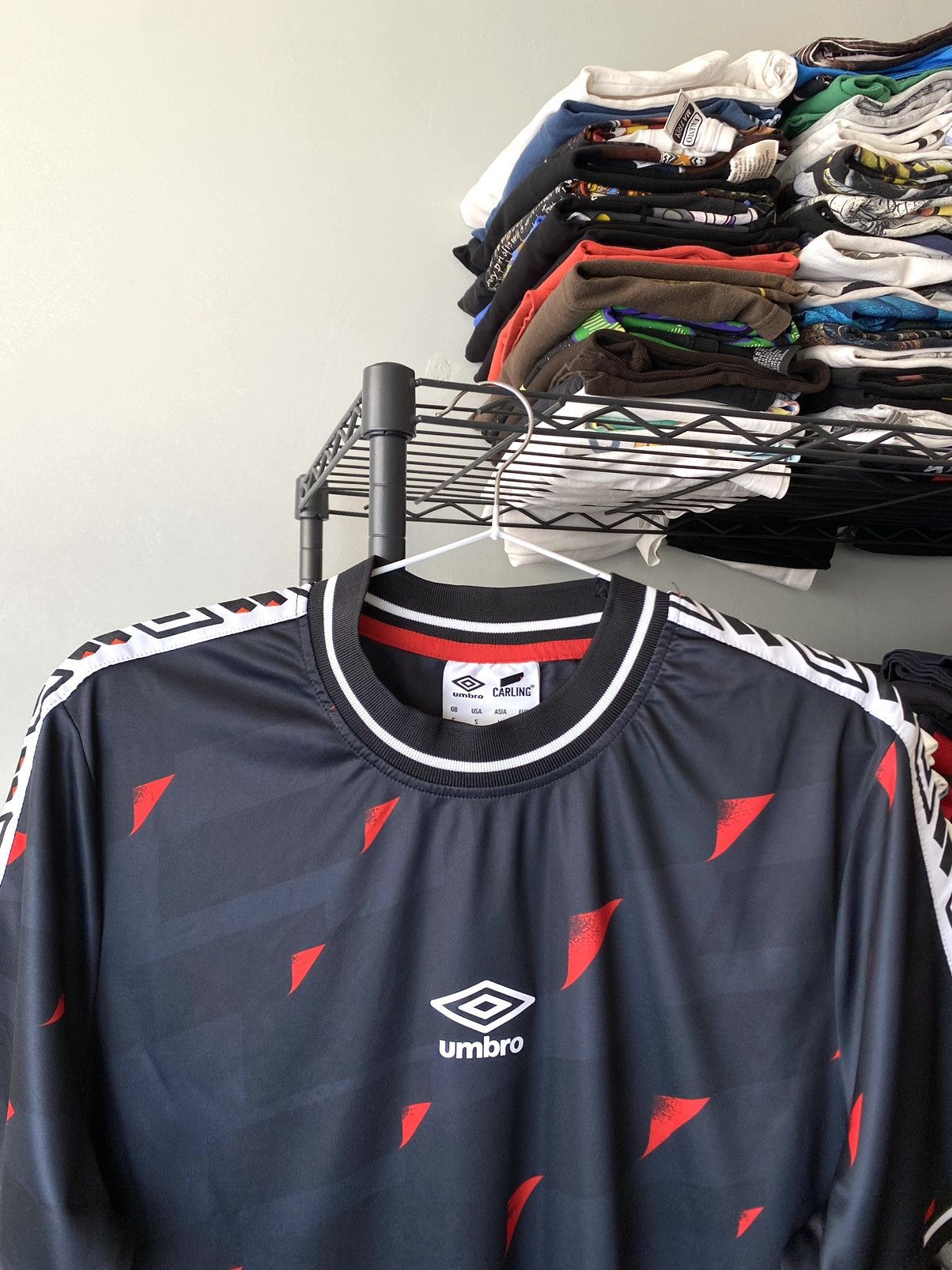 Umbro Umbro Carling Beer Soccer Jersey TShirt Hype Vetements Style Size US S / EU 44-46 / 1 - 2 Thumbnail