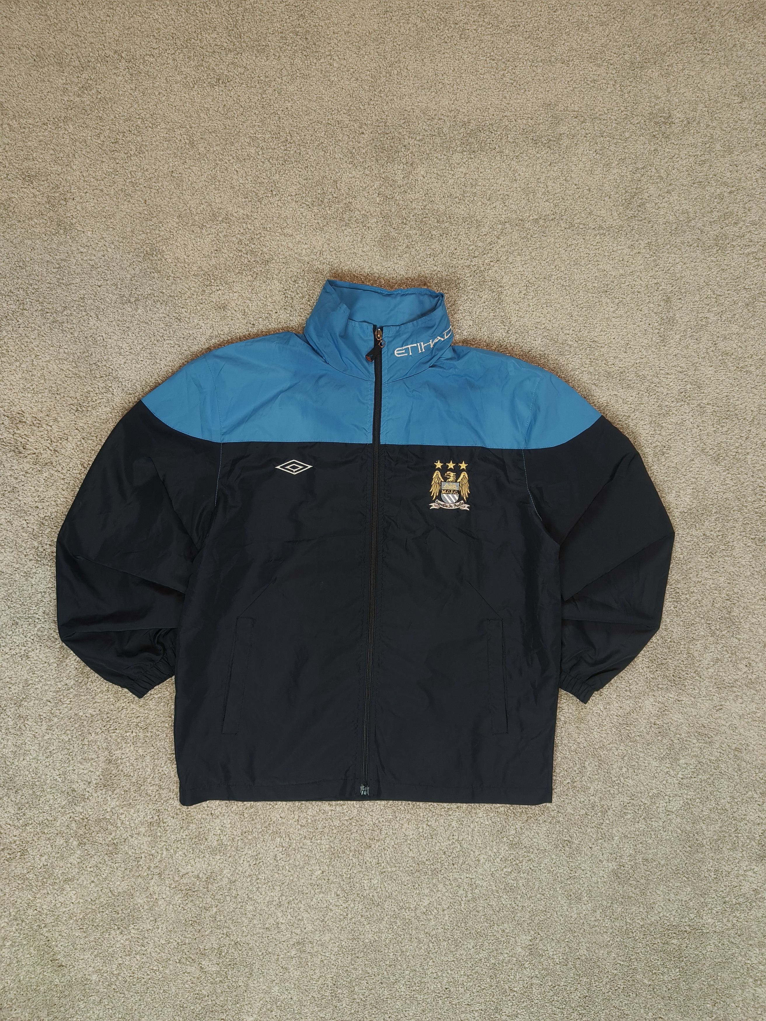 Umbro × Vintage Manchester City 2011 - 2012 Training Leisure Football Jacket Size US S / EU 44-46 / 1 - 1 Thumbnail