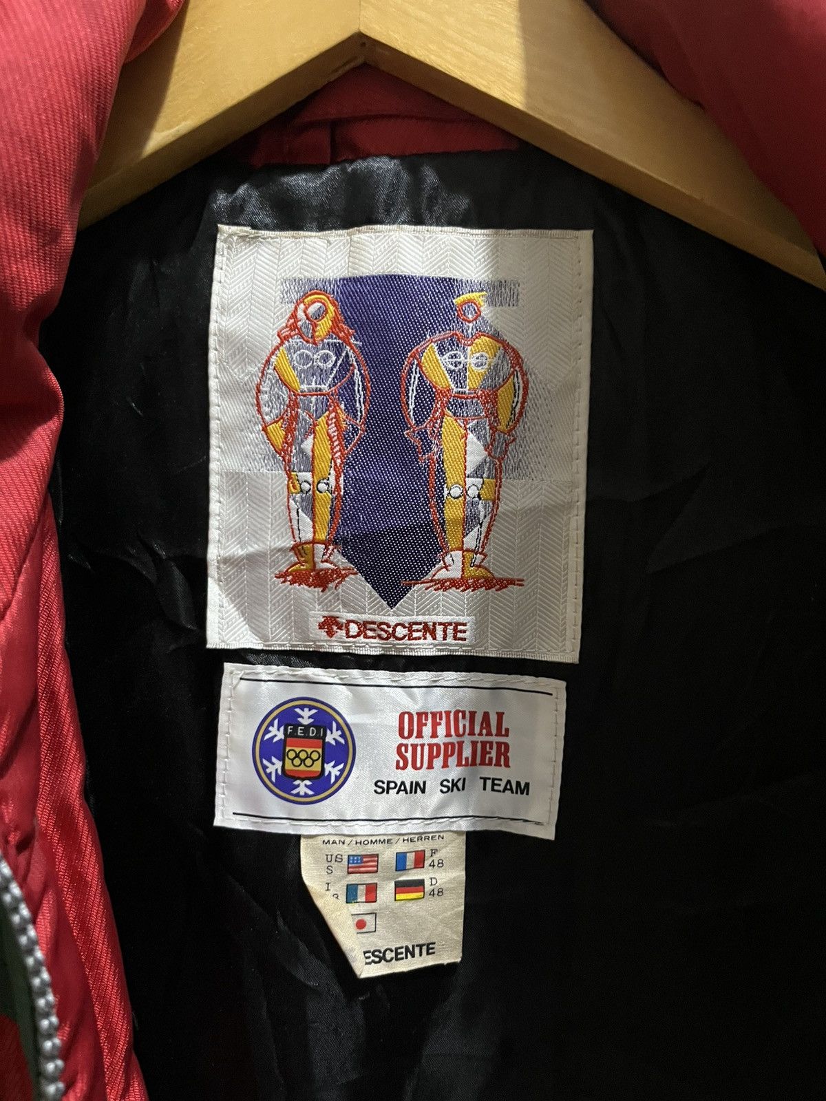 Descente Vintage spain descente colour block multicolour jacket ski Size US L / EU 52-54 / 3 - 8 Thumbnail