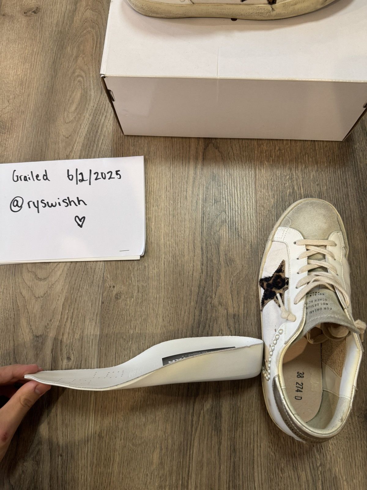 Golden Goose Golden Goose Lowtop Sneaker Size US 8 / IT 38 - 13 Thumbnail