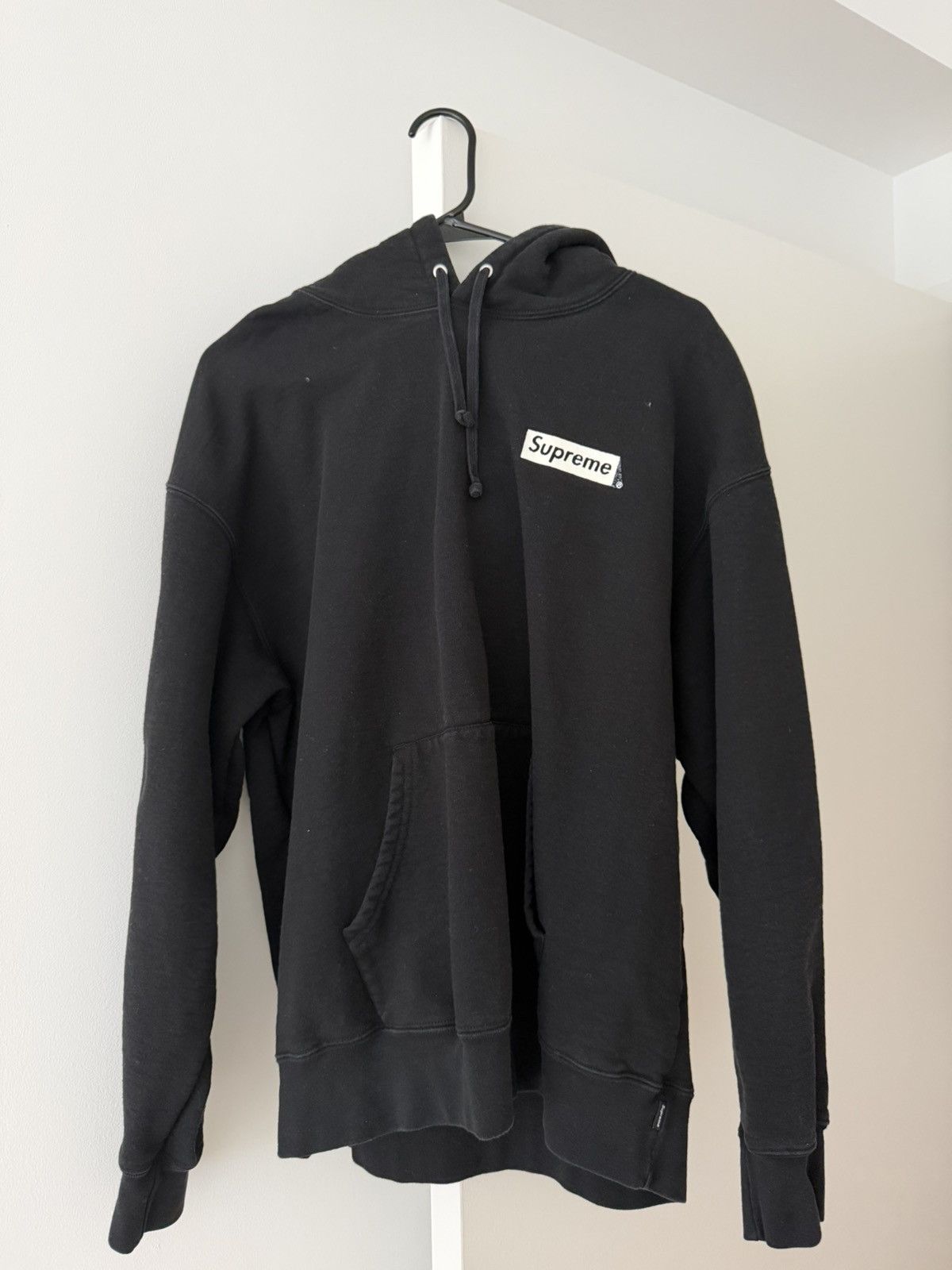 Supreme Supreme Black Hoodie Size US L / EU 52-54 / 3 - 1 Thumbnail