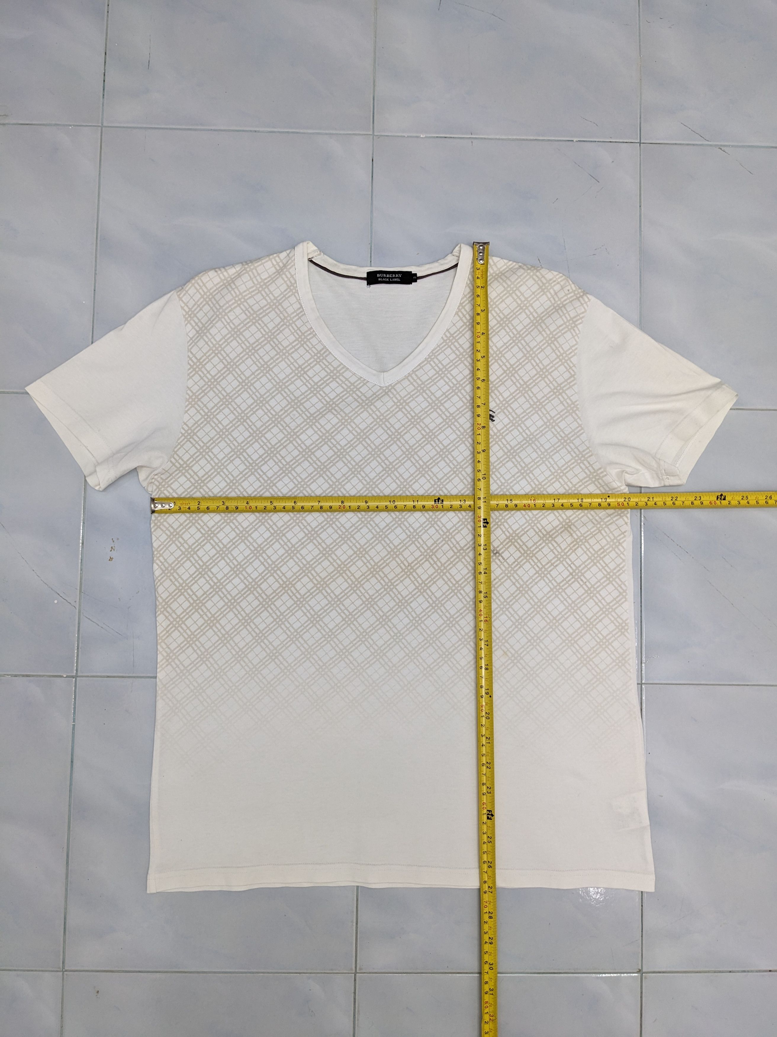 Burberry BURBERRY BLACK LABEL V NECK TSHIRT Size US L / EU 52-54 / 3 - 7 Thumbnail