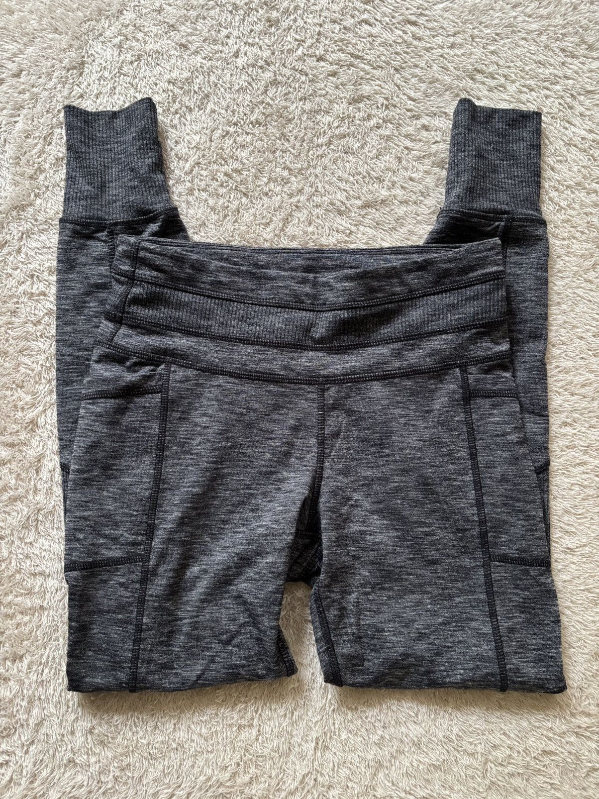 Athleta Athlete gray leggings size small Size 27" / US 4 / IT 40 - 1 Thumbnail