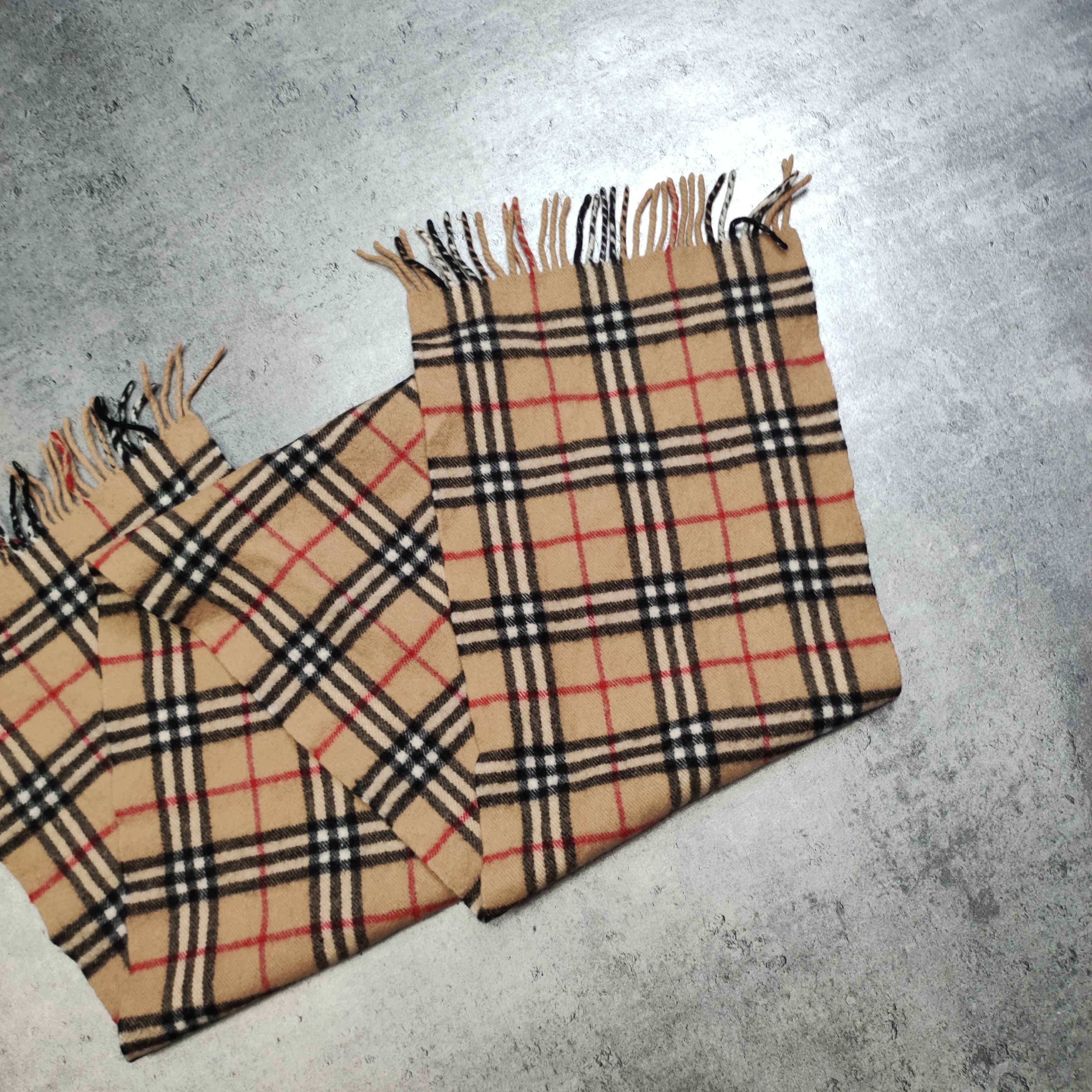 Burberry × Vintage RARE Vintage Burberrys London Checkered Nova Scarve Size ONE SIZE - 2 Thumbnail