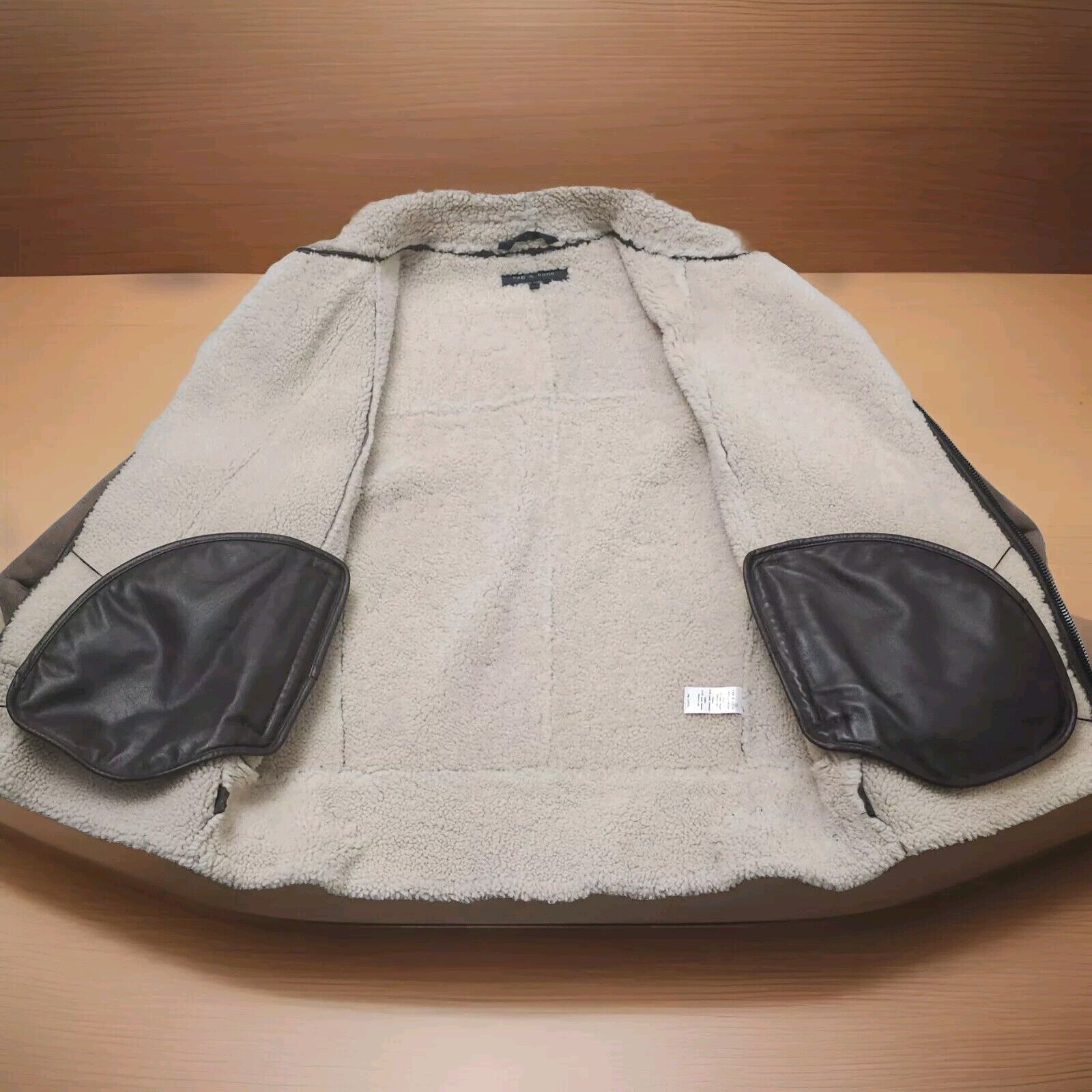 Rag & Bone Rag & Bone Vintage Shearling Lamb Suede Bomber Sz 40 $2295 Size US XXS / EU 40 - 11 Thumbnail