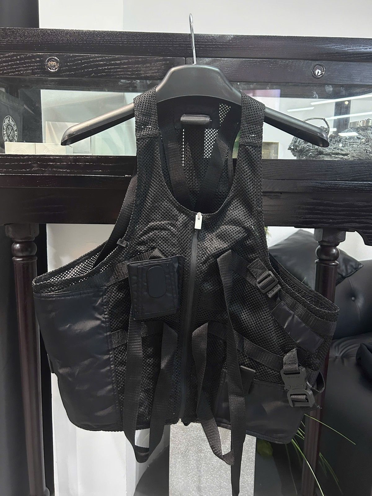 1017 ALYX 9SM 1017 ALYX 9SM Tectica Mesh and Shell Gilet Size US S / EU 44-46 / 1 - 1 Thumbnail